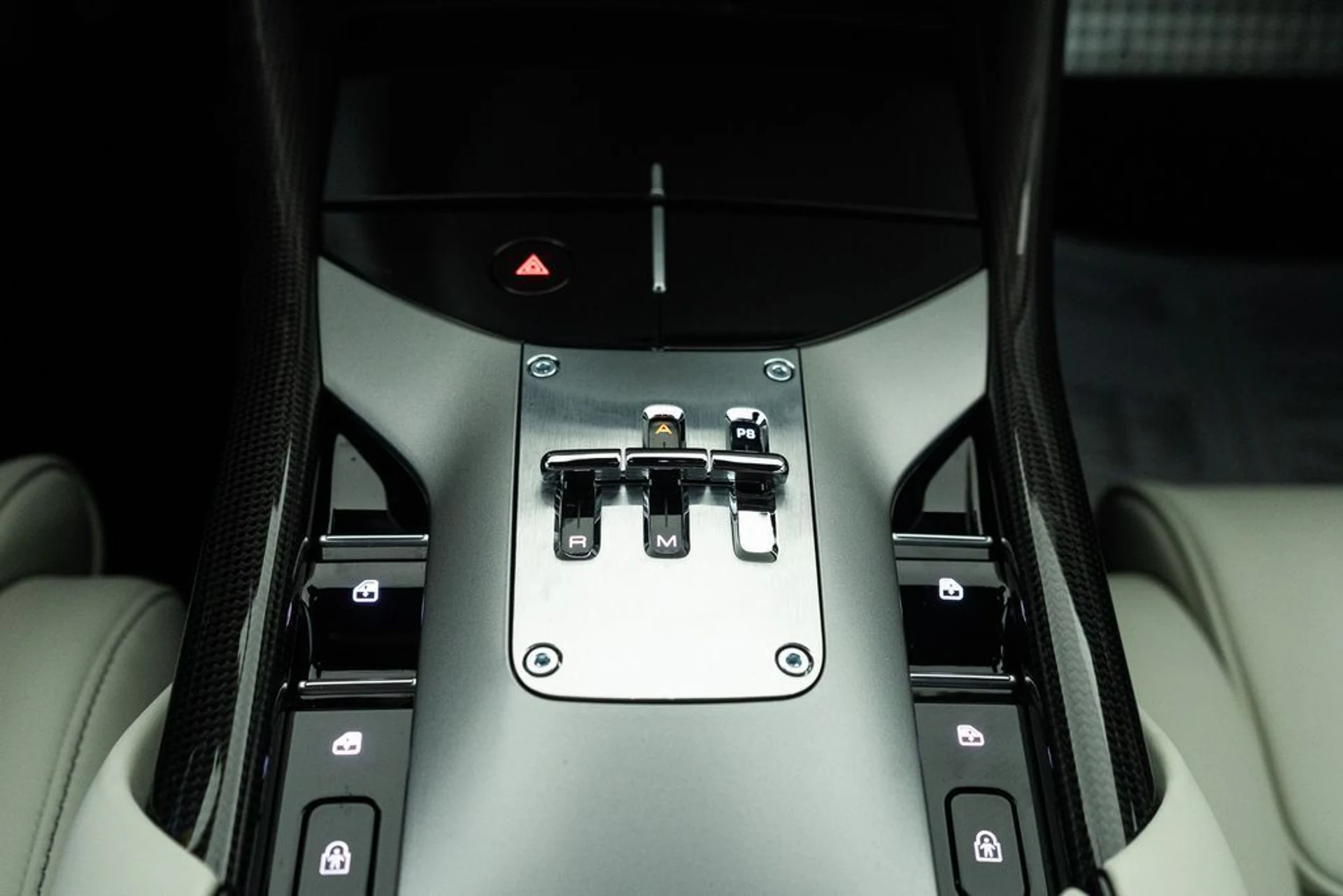 mph020_1252294122_21_25998339_69430e4b0ca84_b0f12b1015