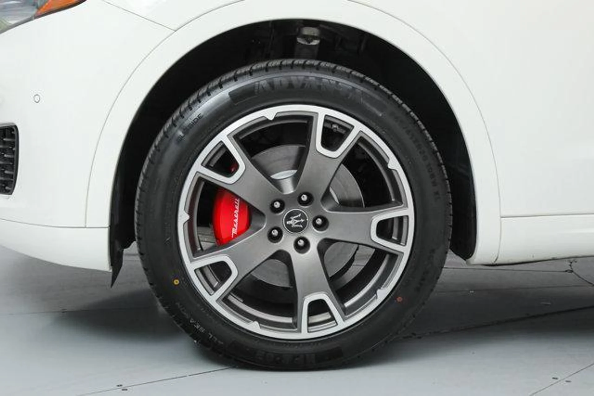 mph020_1256673470_W_Ol_U3_O1_E_Xgz95c_R_Ui_BB_1_Oi_Y2jc0_43fdfc6a0d