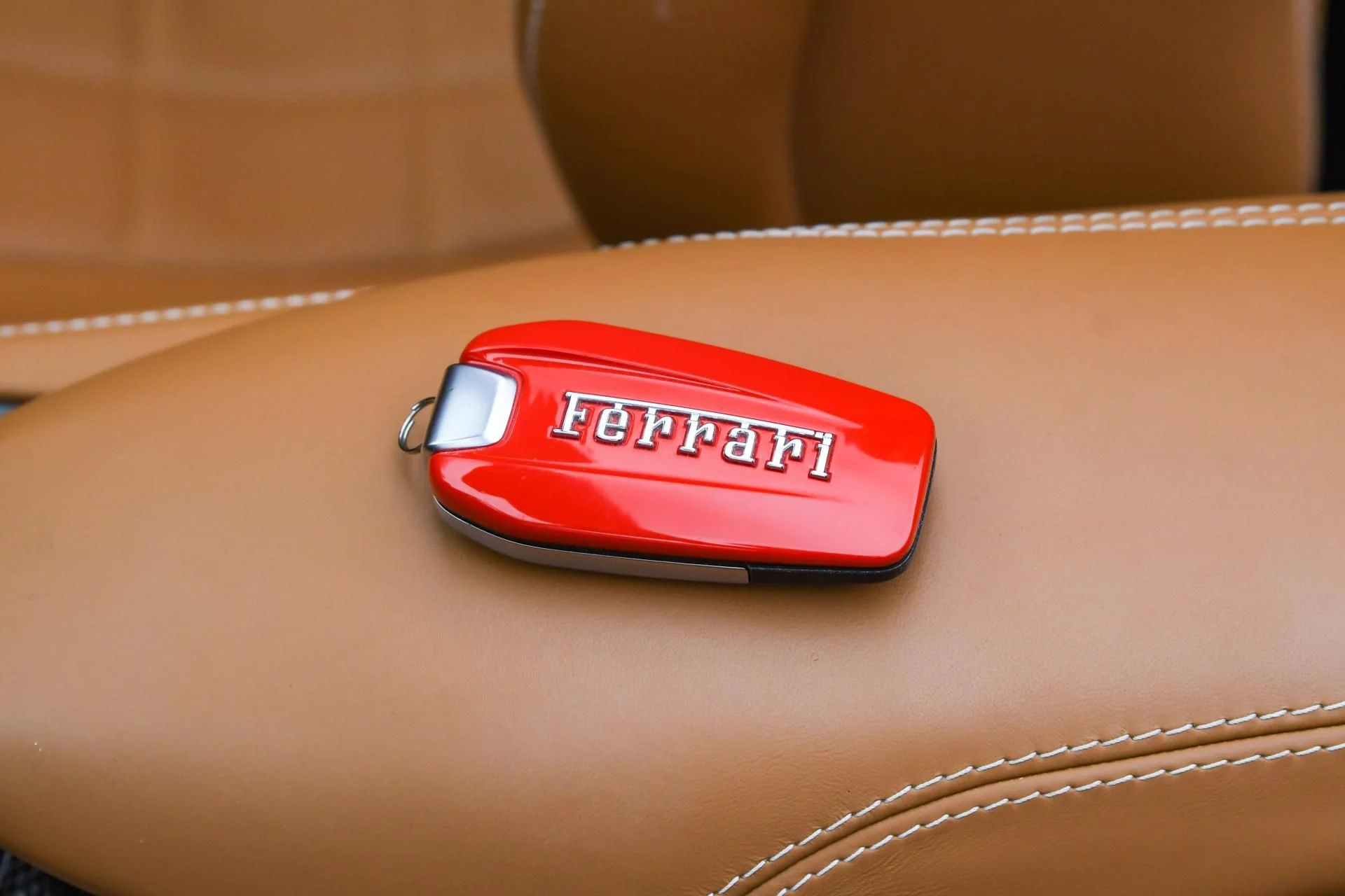 mph020_1274383065_Used_2021_Ferrari_Portofino_1754553852_414bd03f2d