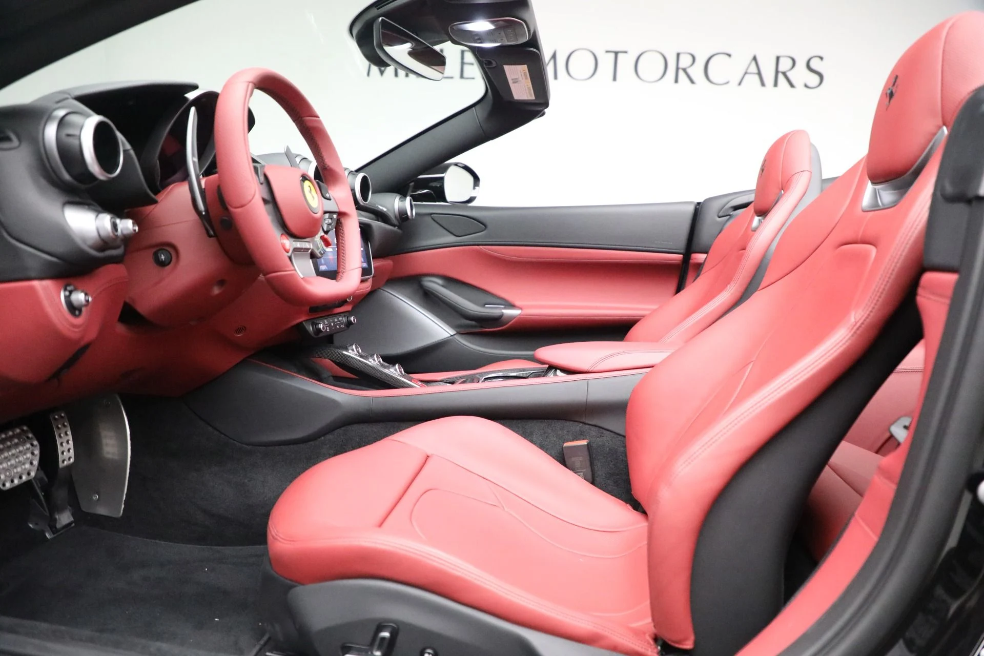 mph020_1277239236_Used_2023_Ferrari_Portofino_M_1718995337_6bad86bf89