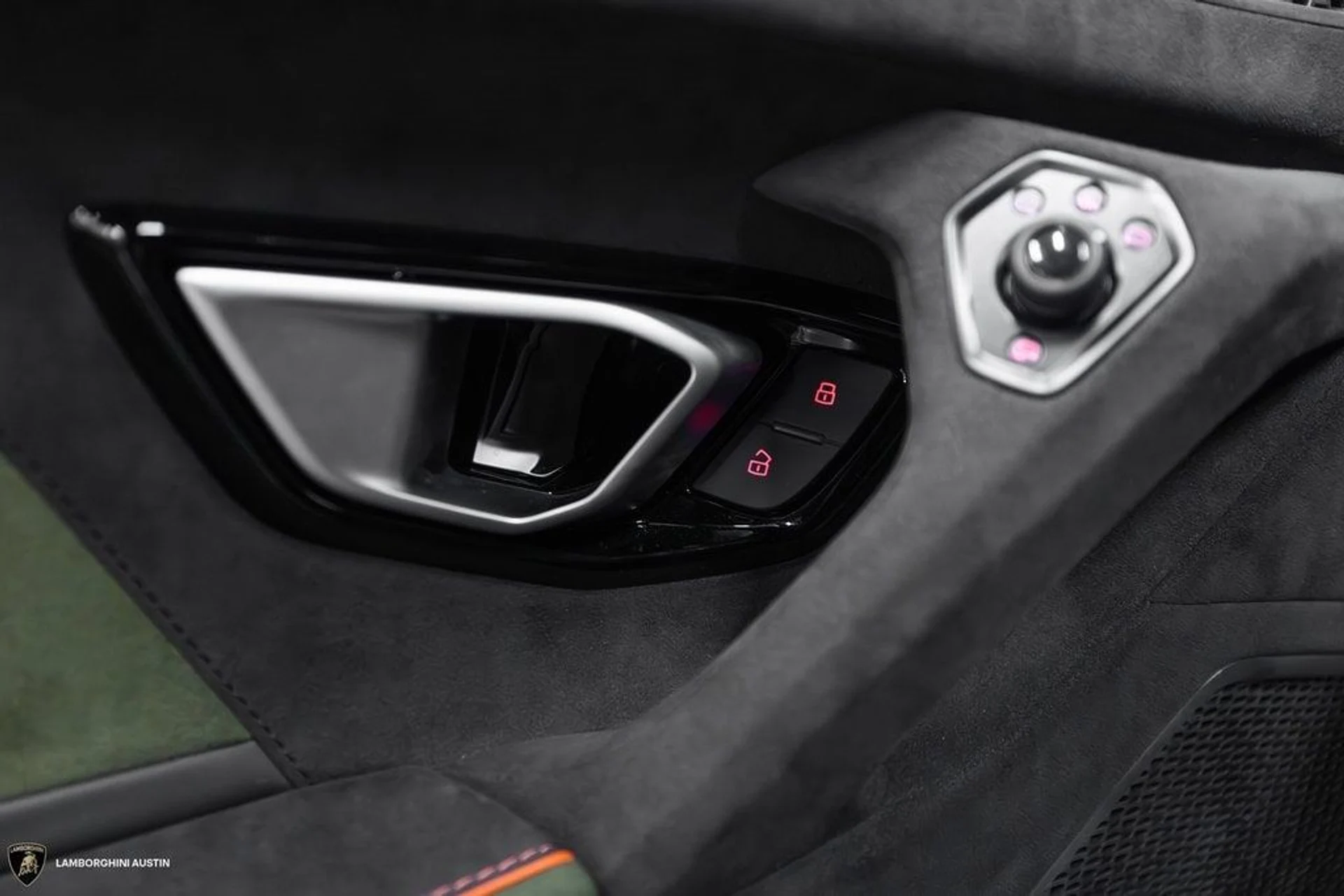 mph020_1280242225_75ef3934191288993015adef14296134x_b20e675497