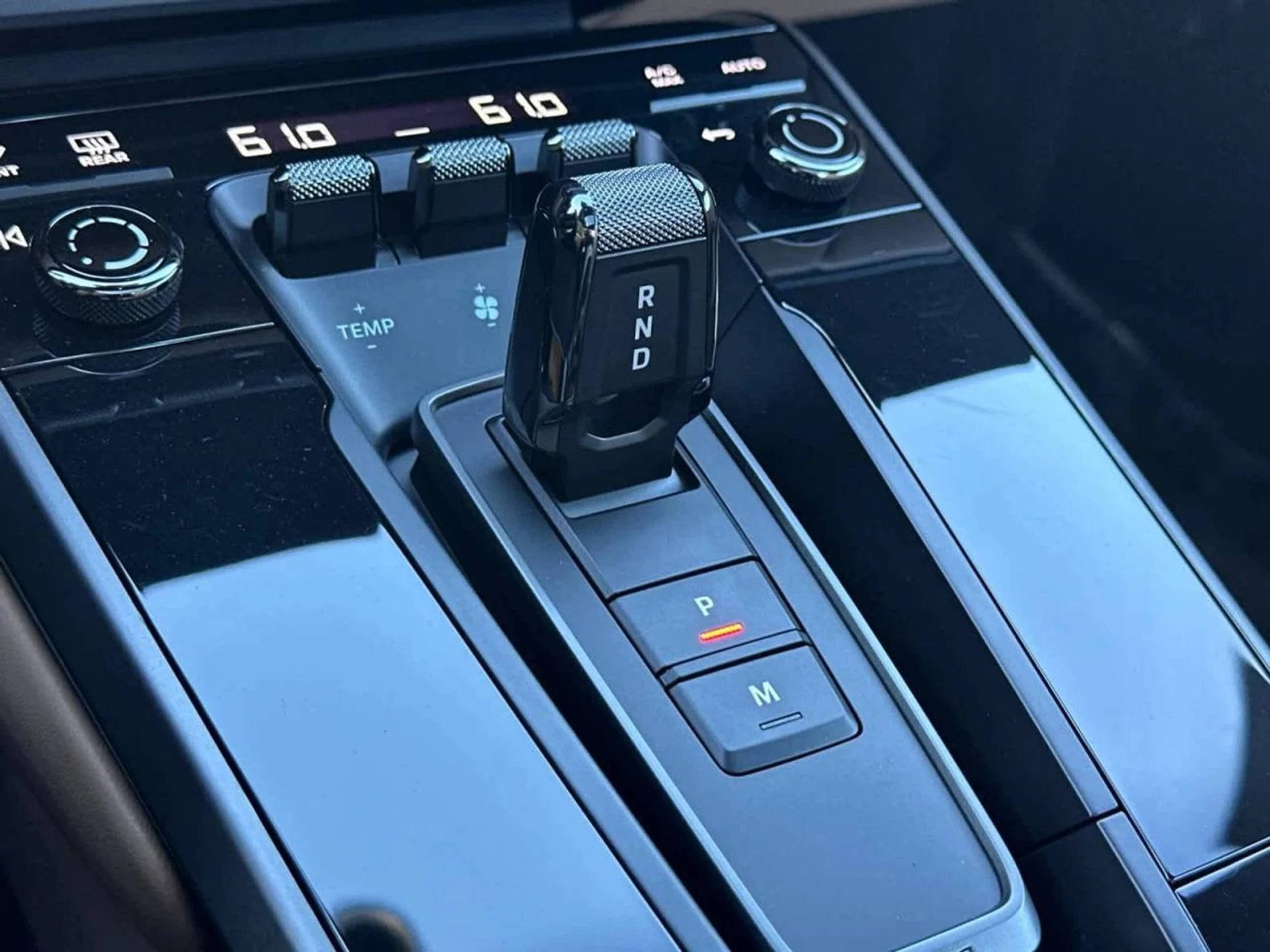 mph020_1280714540_21_84206f12dd