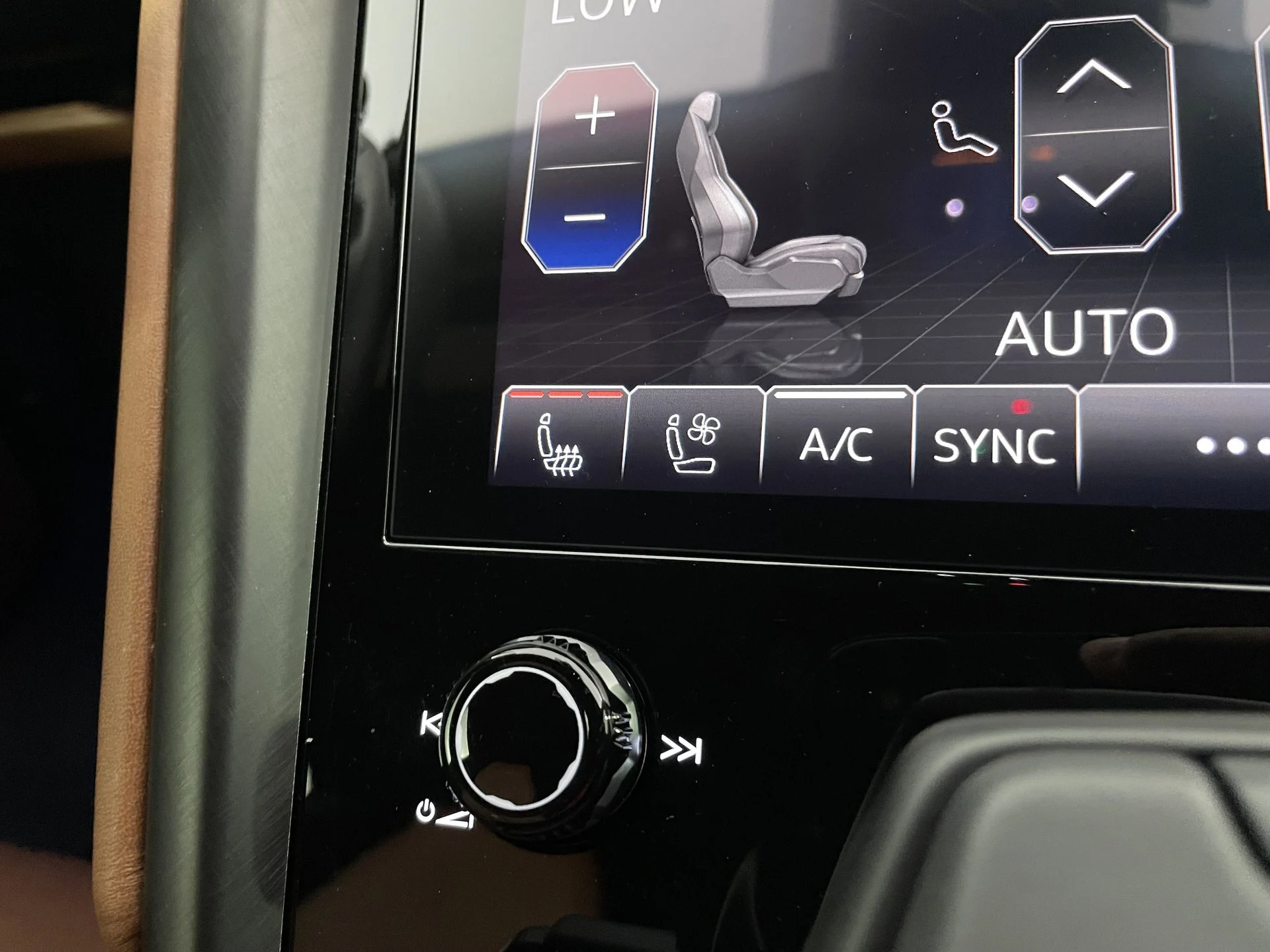 mph020_1284121642_4e8aecf23e1bbf490f4fdbb0a09fca24x_ee743df6da