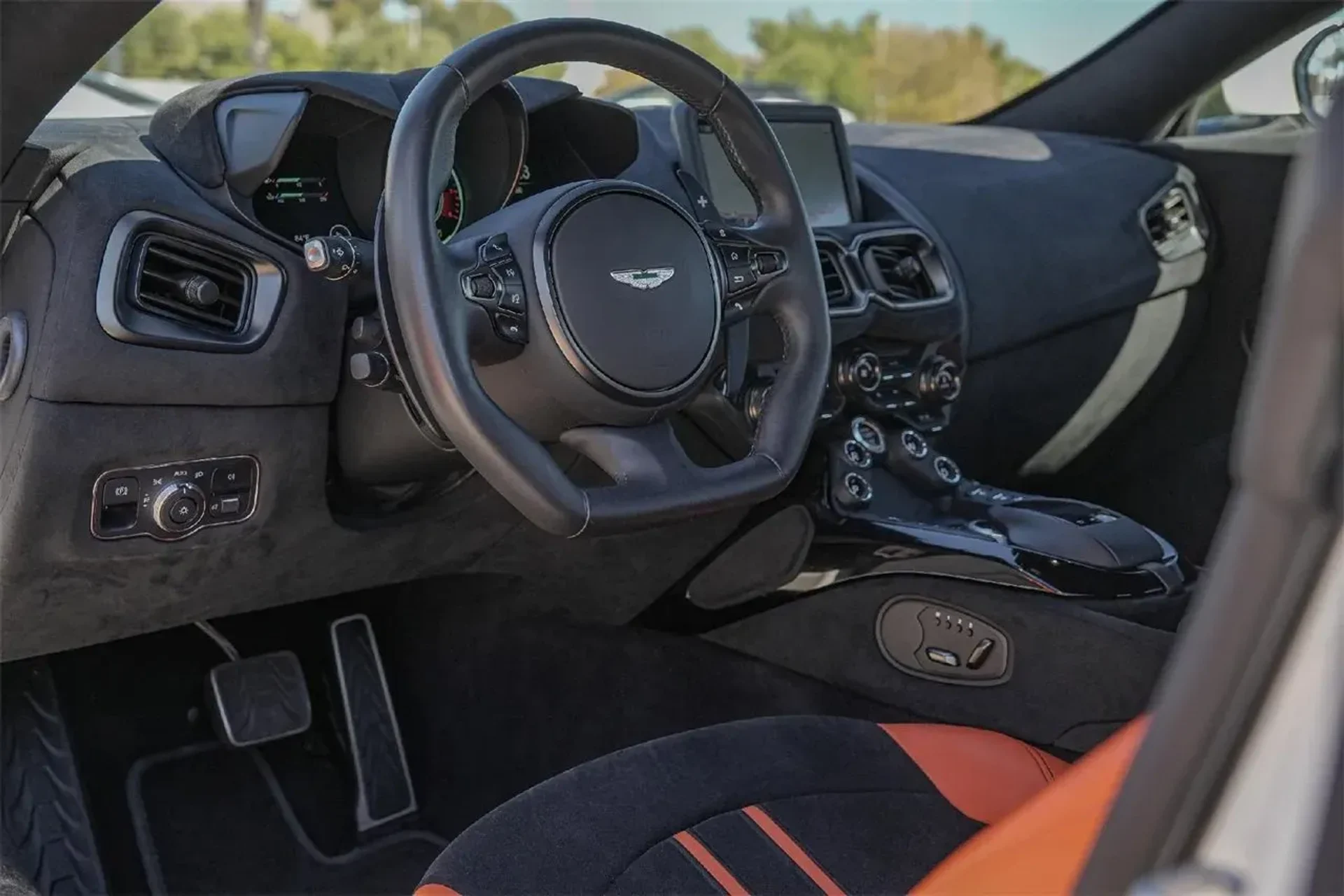 mph020_1285003968_e51c33ea70e24745861d644c36473cb8_a0e5aadb1d