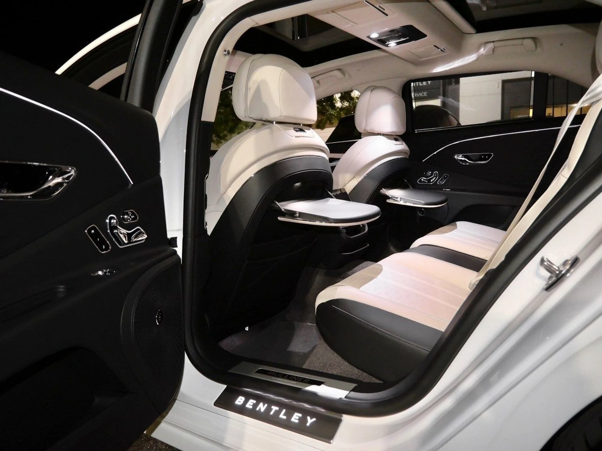 mph020_1285359009_b7bea9886b3a06b9a6d9045a90c4ddffx_d71bb324cc