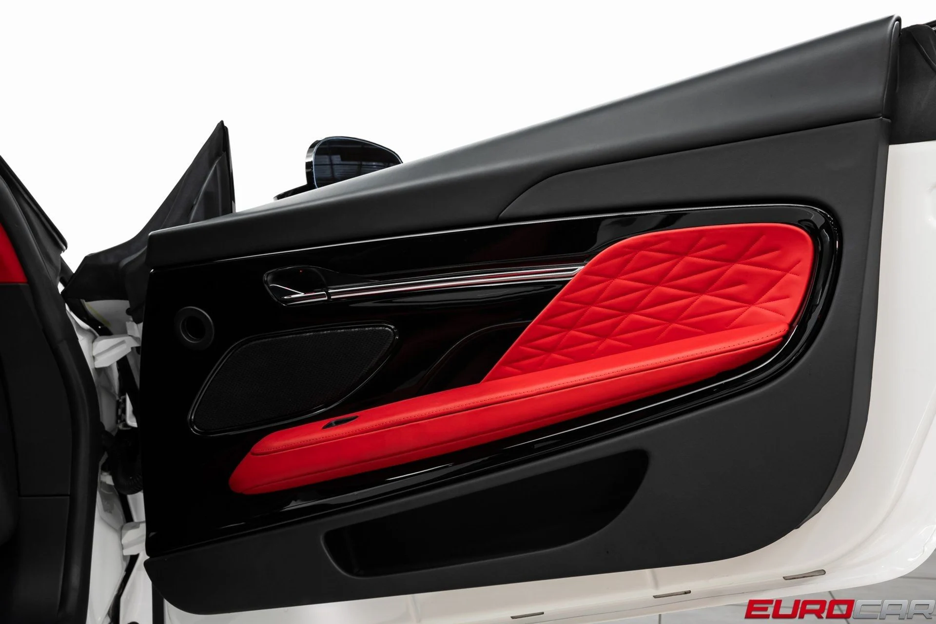 mph020_1288256242_image_21_8dd1bd947b