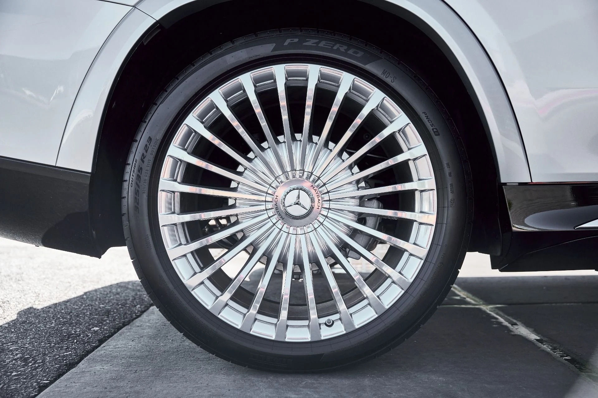 mph020_1288436700_Used_2026_Mercedes_Benz_GLS_Maybach_GLS_600_1770697580_c24acd1bd9