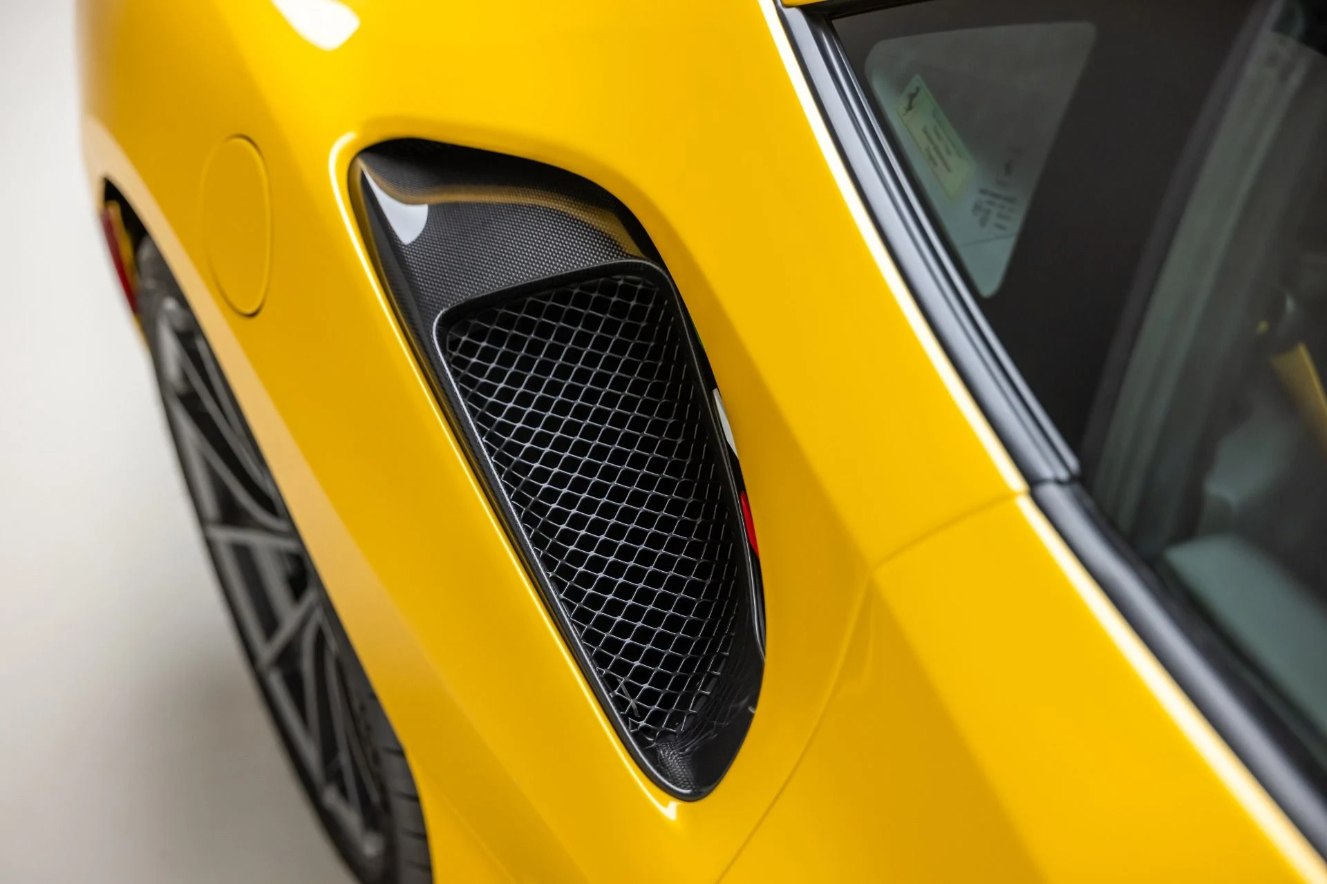 mph020_1294766527_13163_p21_l_0c1e502743