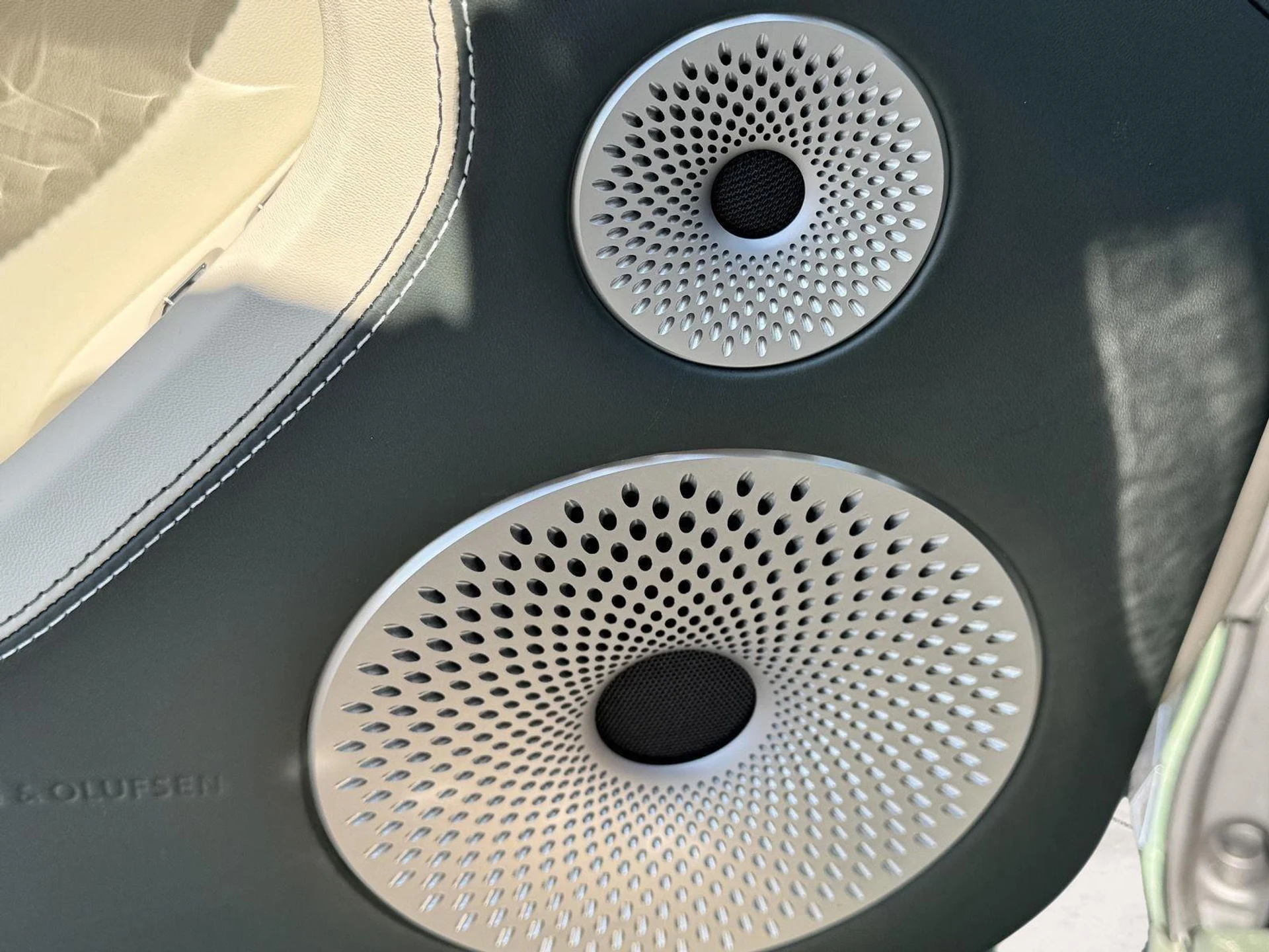 mph020_1297487687_aaa30f172b0422737e569ecf7d84ddb9_14a0de50e6