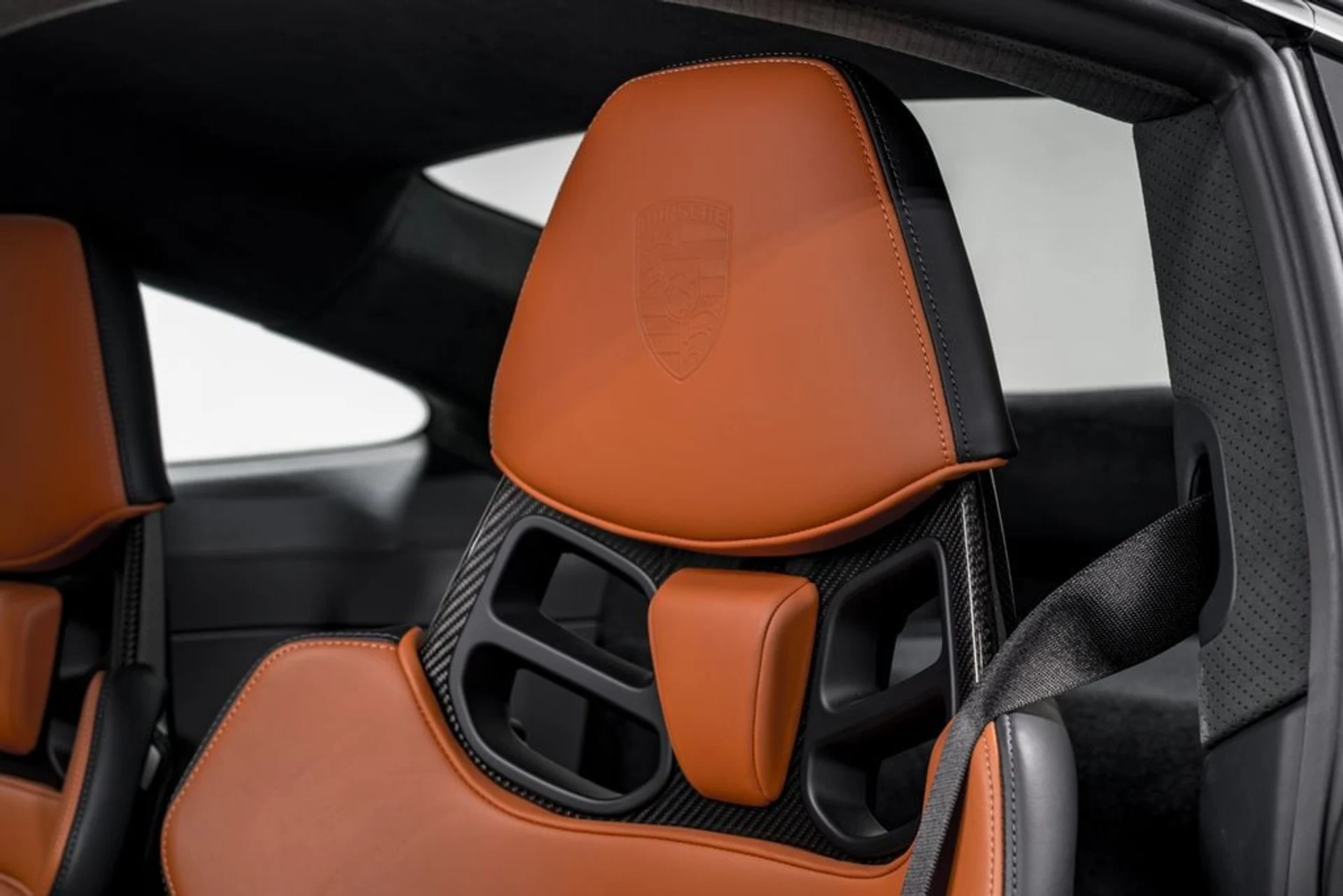 mph020_1301025355_238c80eb2f3bf5475ce7ed2bd24af7cdx_476f95f396