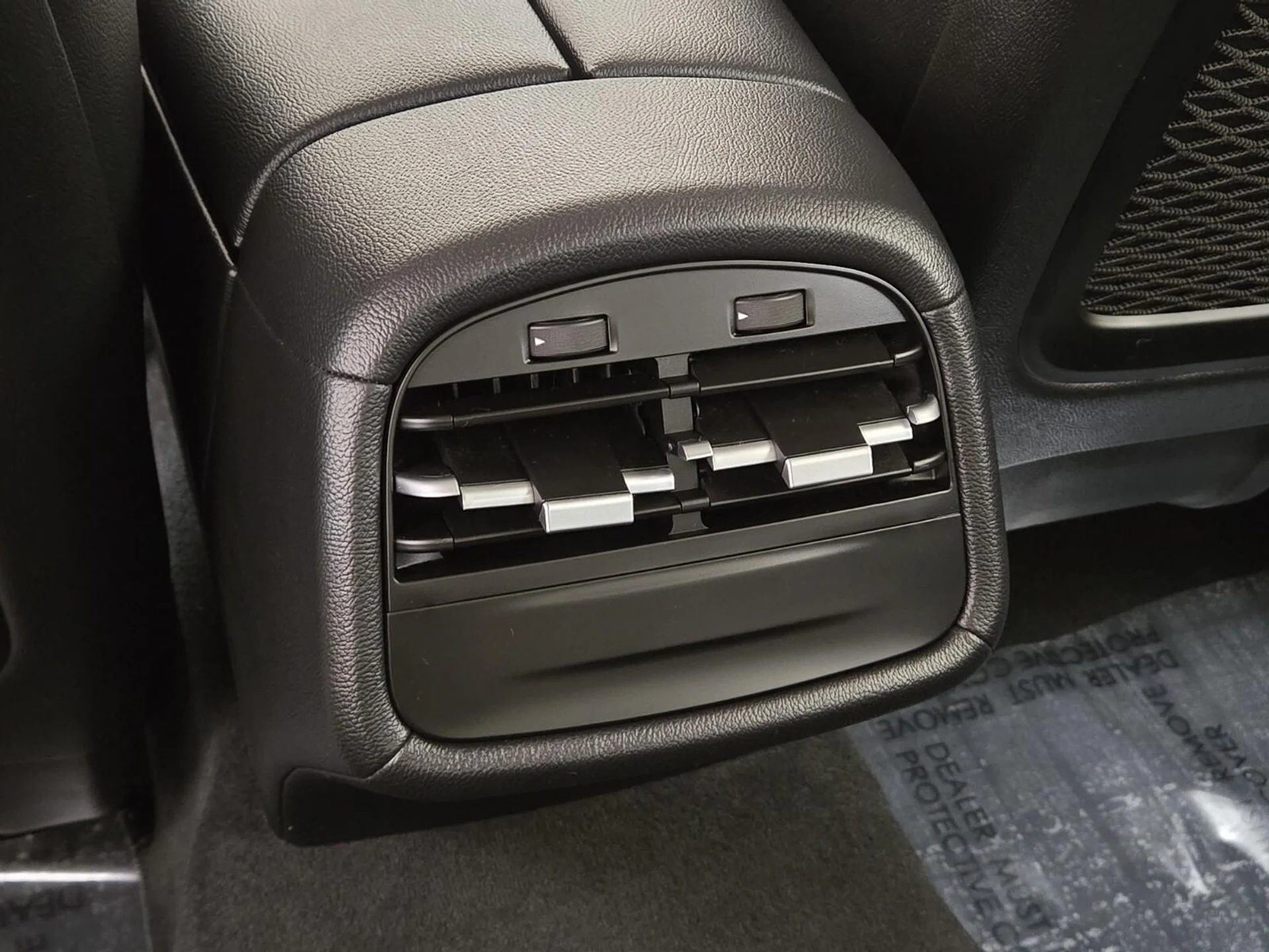 mph020_1305805103_Used_2018_Maserati_Ghibli_1763108824_173382df55