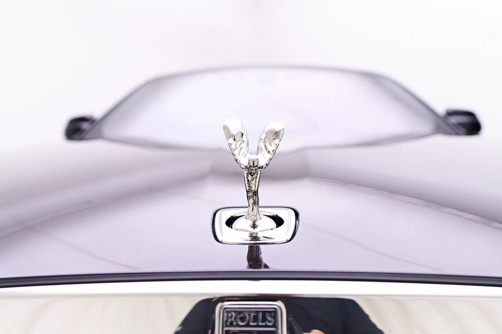 mph020_1306099265_Used_2024_Rolls_Royce_Ghost_Base_1752169894_83c21d45a5