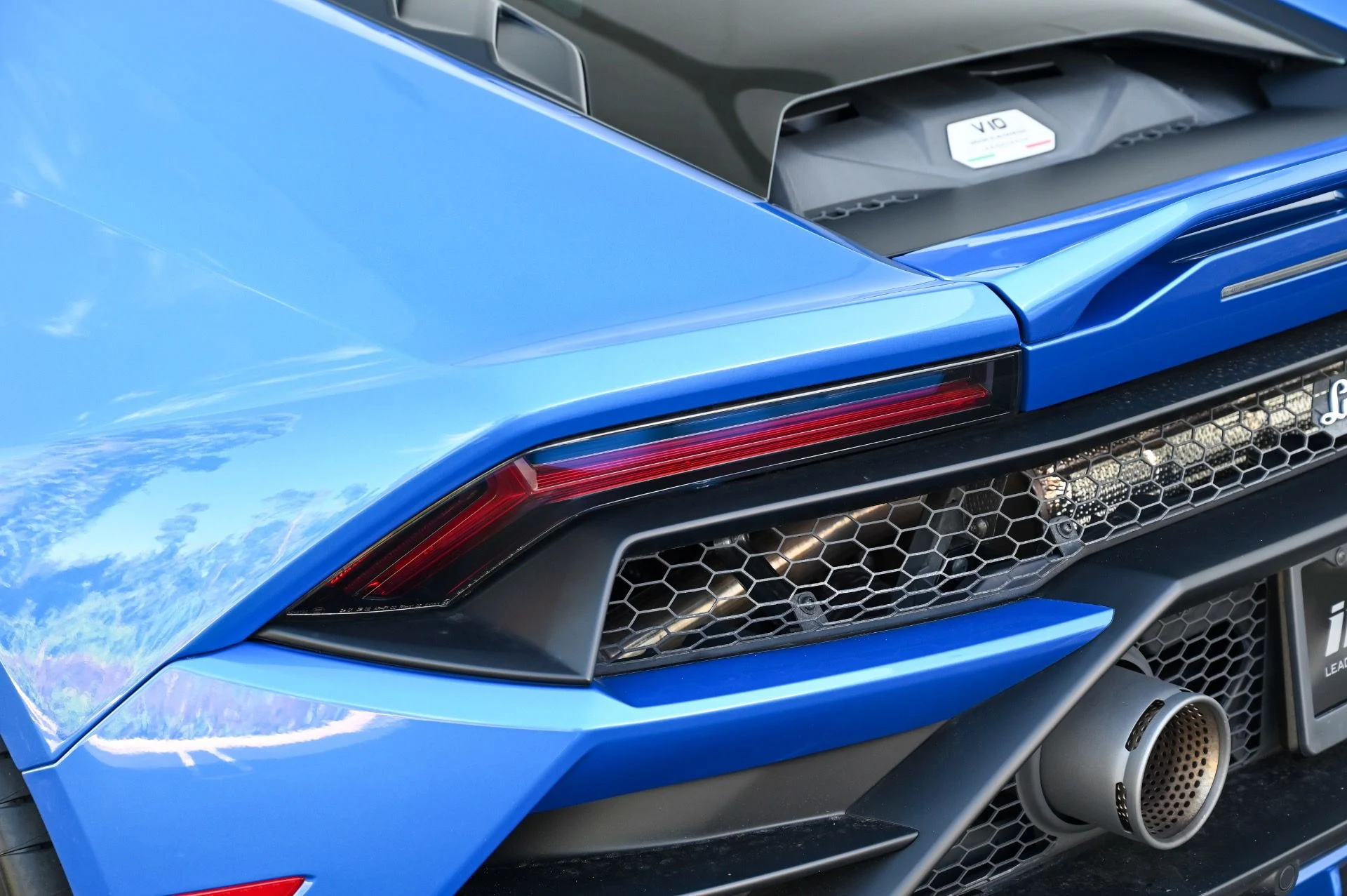 mph020_1307029135_Used_2020_Lamborghini_Huracan_EVO_1726853259_f106dde6dc