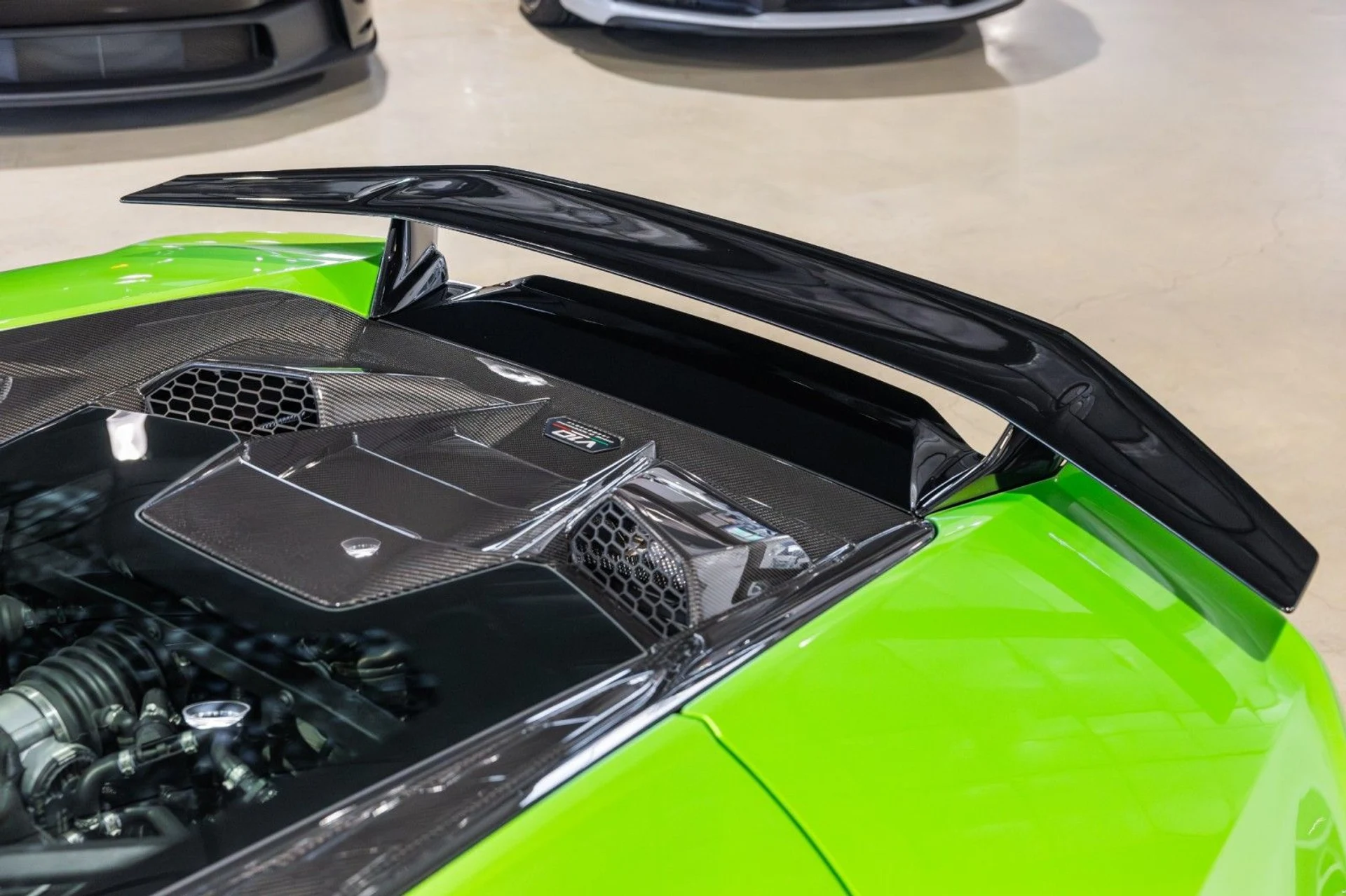 mph020_1317905115_6_Q_11f745b30d