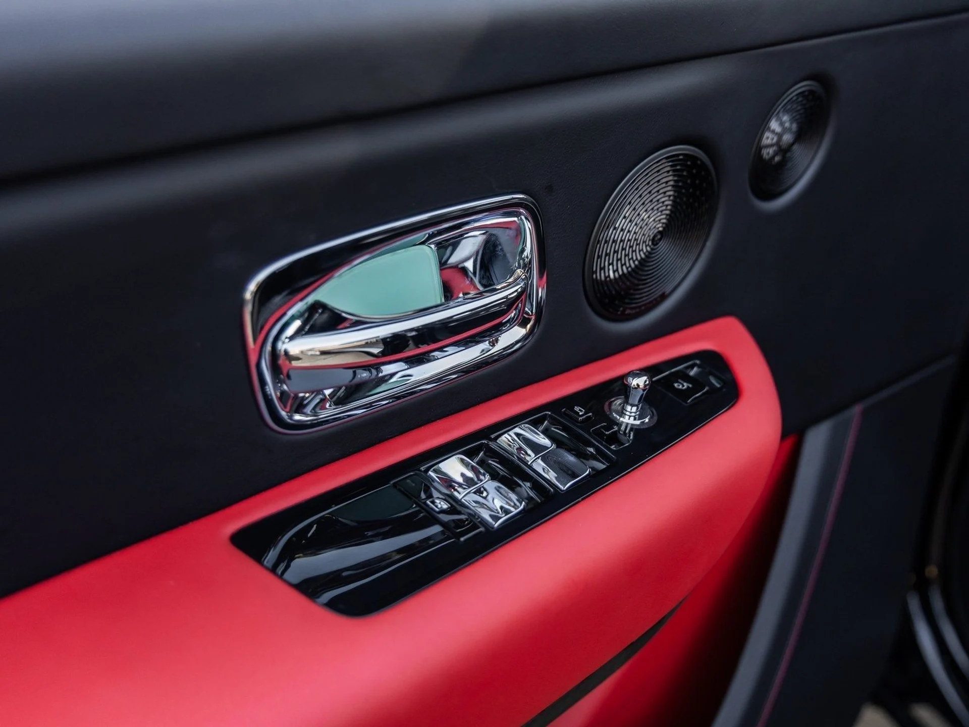 mph020_1319450036_21_339edd4d57