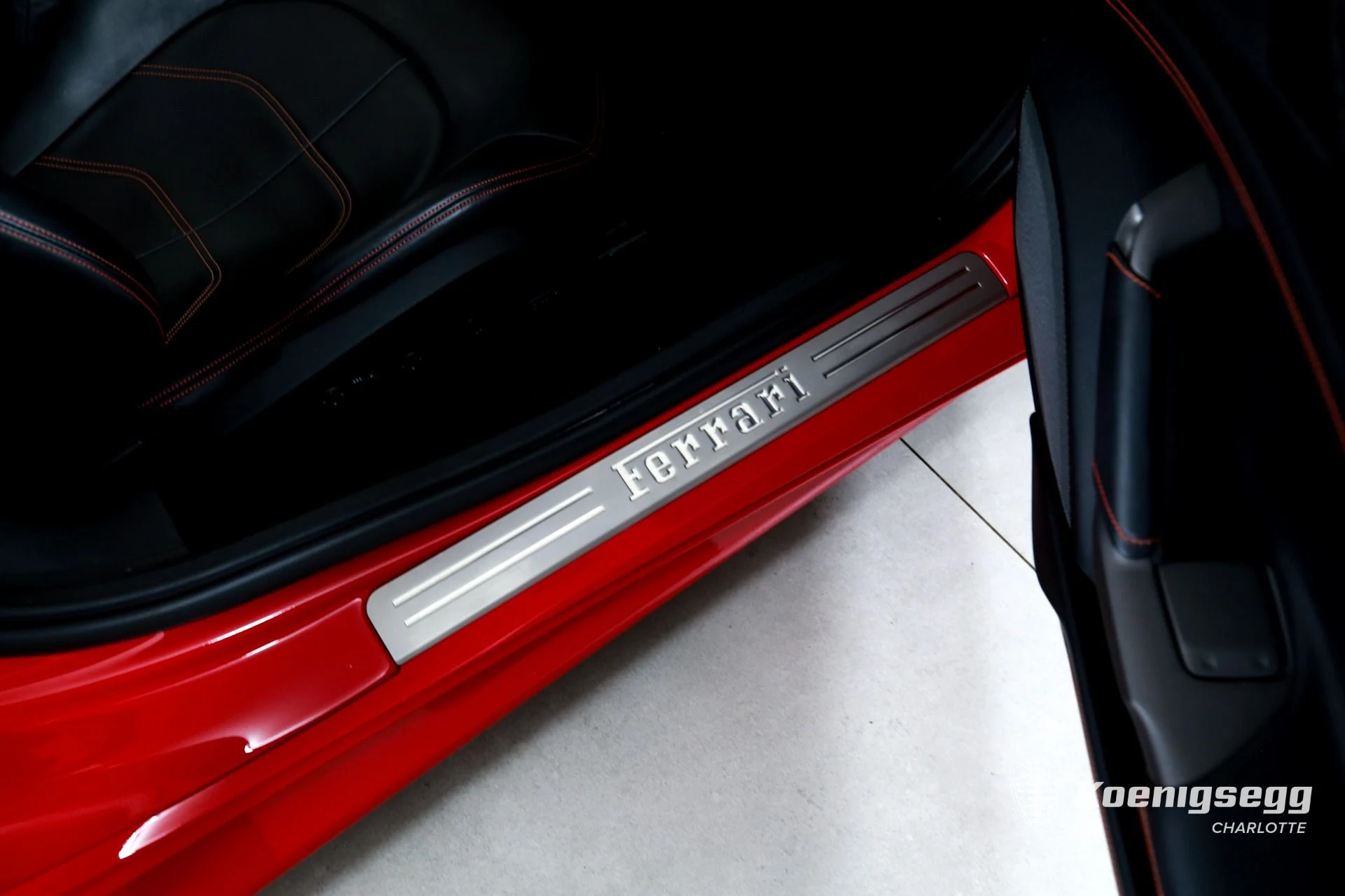 mph020_1334513732_Used_2019_Ferrari_488_Spider_1782837585_ec599f5fc6