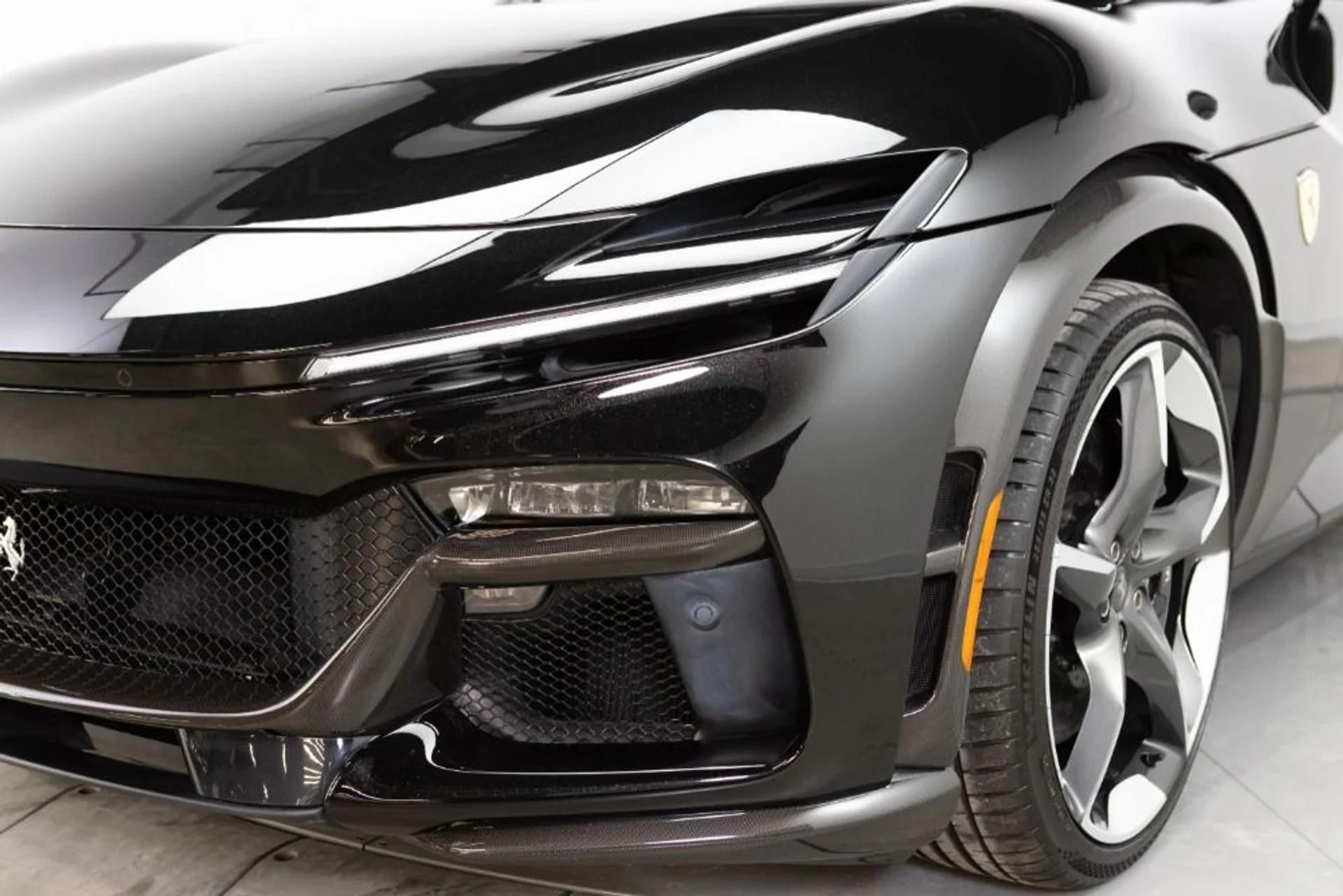 mph020_1339001088_Used_2025_Ferrari_Purosangue_40173d236e