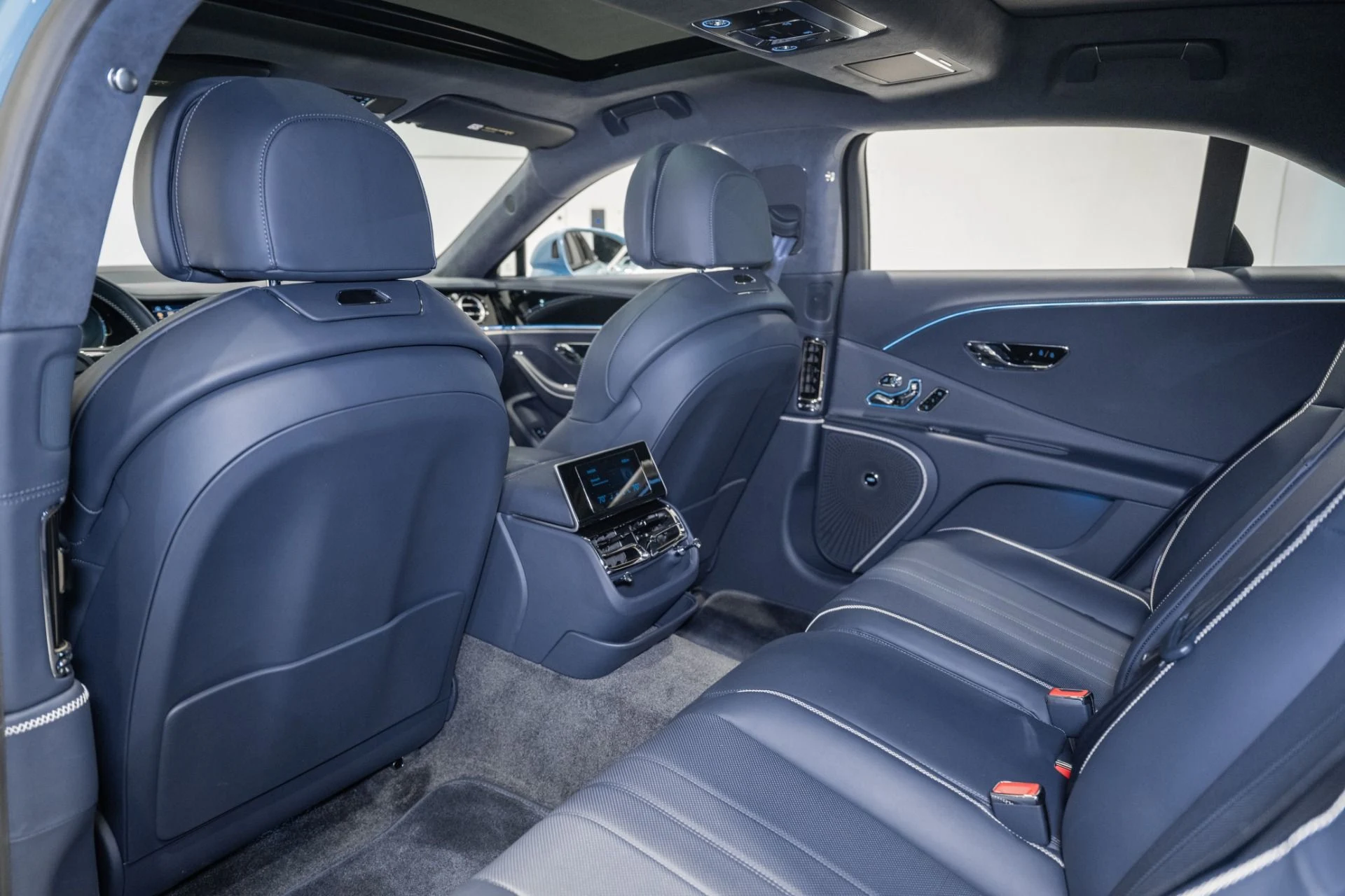 mph020_134283876_Used_2024_Bentley_Flying_Spur_Edition_8_1777999219_1d793d1cf7