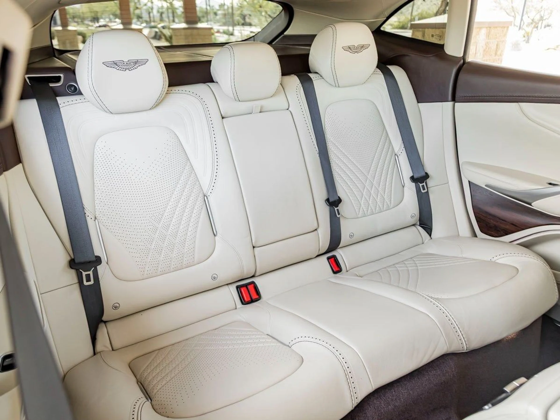 mph020_1343109665_21_56eedf0670