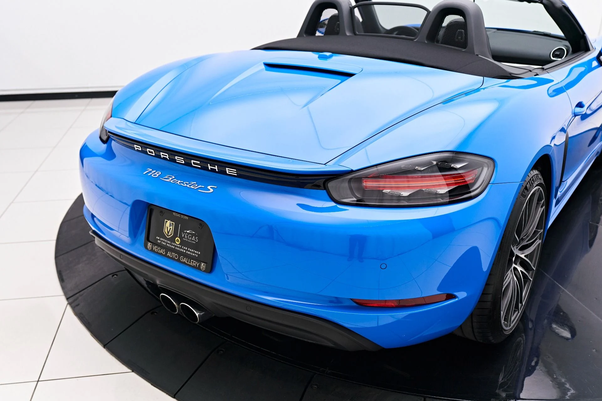 mph020_1355865246_Used_2022_Porsche_718_Boxster_S_1706642214_4bce9429d7