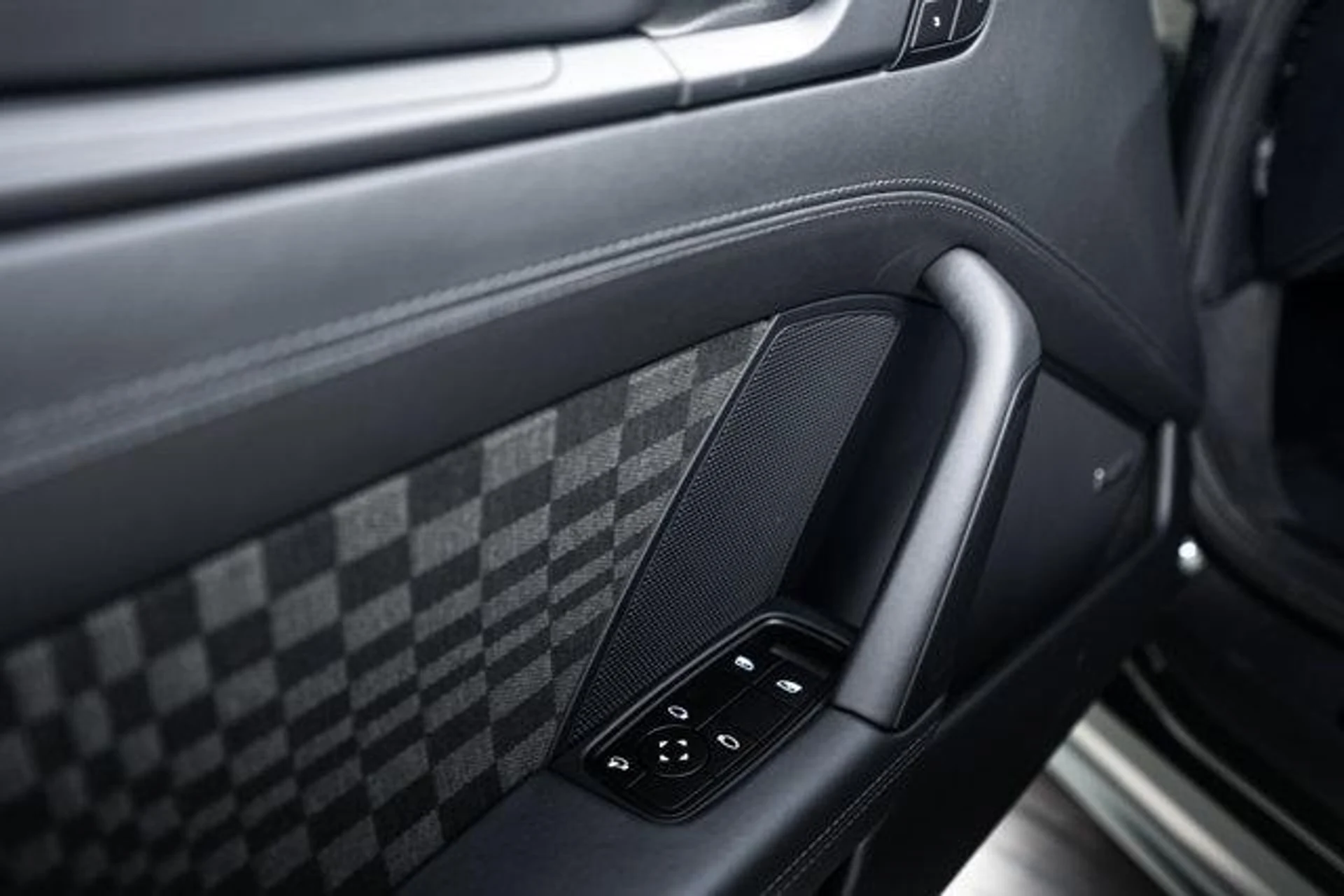 mph020_1356540210_0w6_QR_Vrdo_Jt_S5vj_Sd_W2_A_Bmtf_P_Y_e6de81aa25