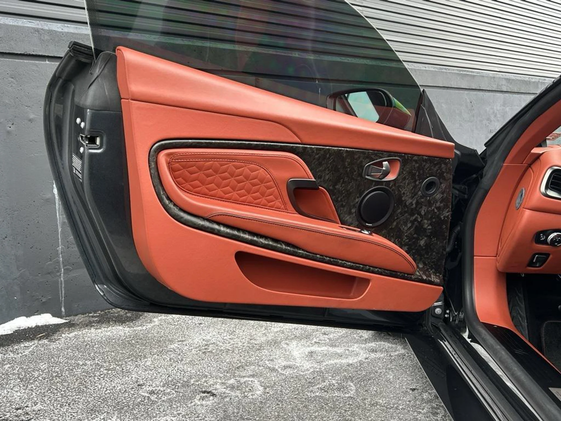 mph020_1365270309_n_A4_Ykrtq_Ro_S_DQ_Bw_IBO_Phndi_Ni0_51060b0024