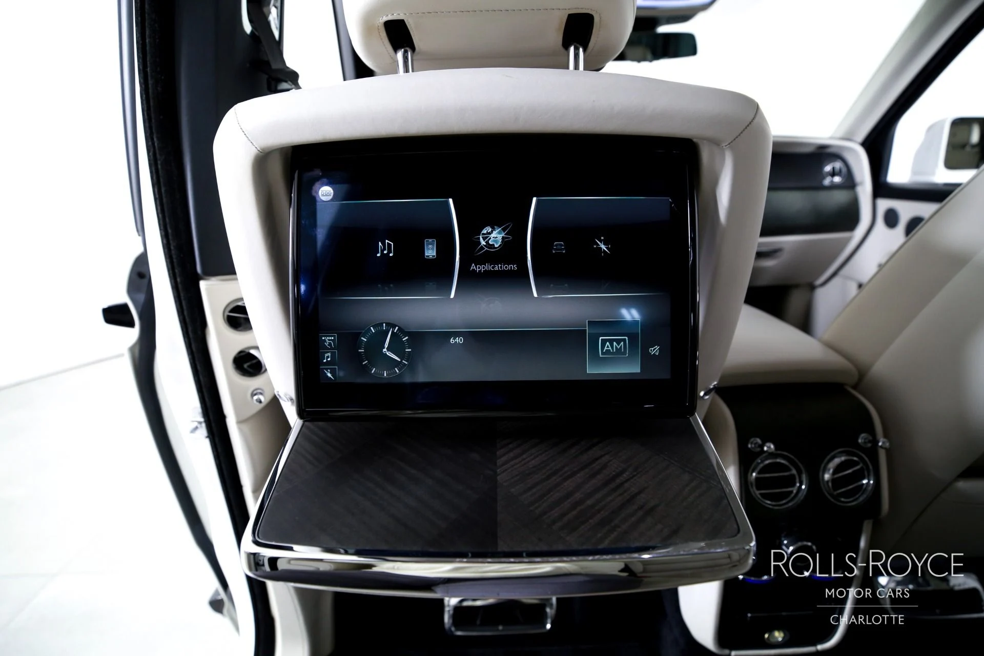 mph020_137513759_Used_2020_Rolls_Royce_Cullinan_1772228015_4ec3539a86