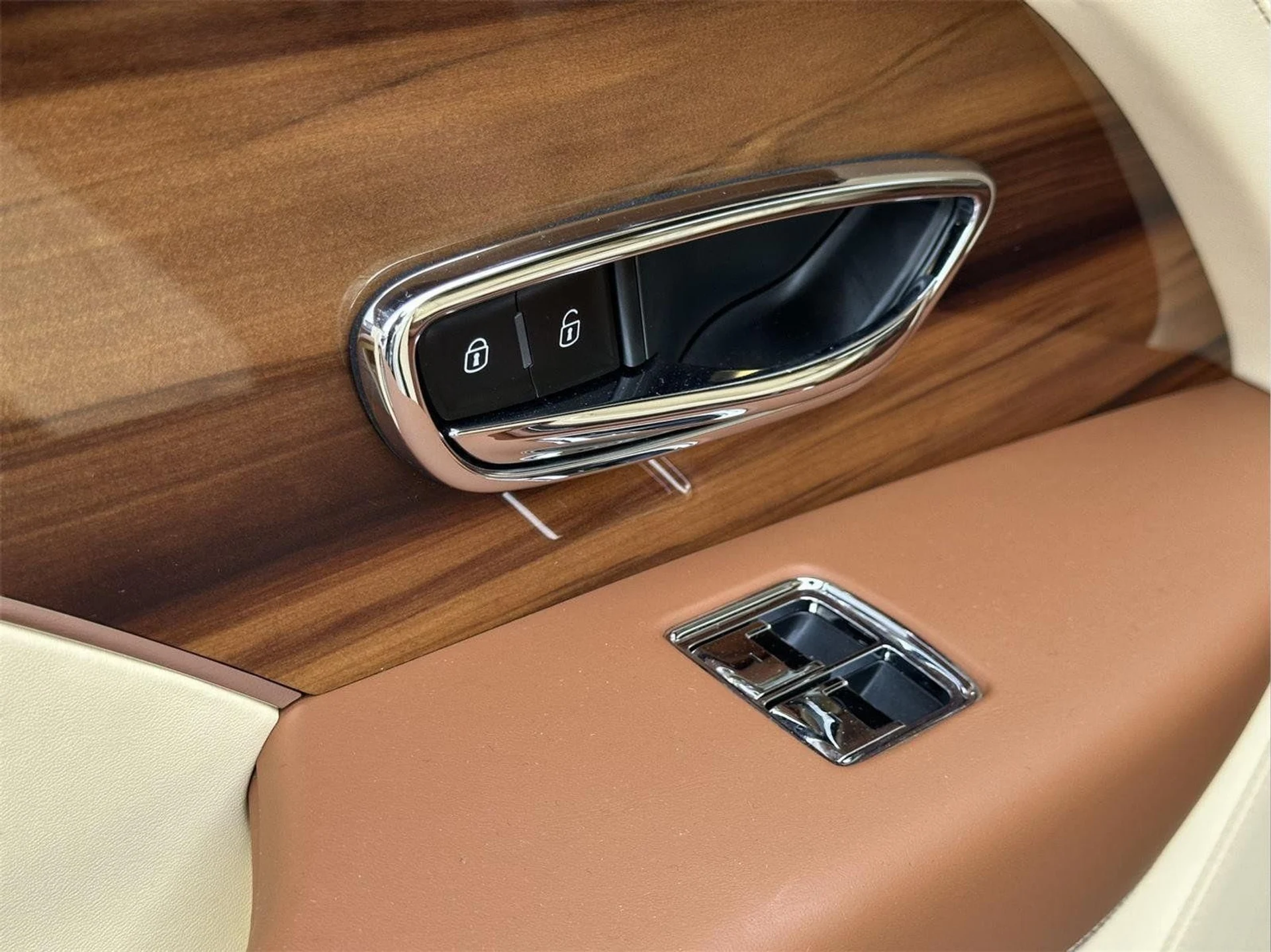 mph020_1380371787_4c989e969716fcfc3c6461b932f80494_ae453575e9