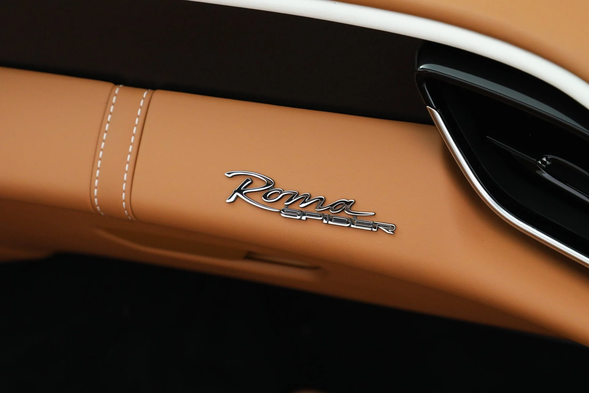 mph020_1387358305_649cd8ad6883507bfca320256b2753e4_d45b5ff519