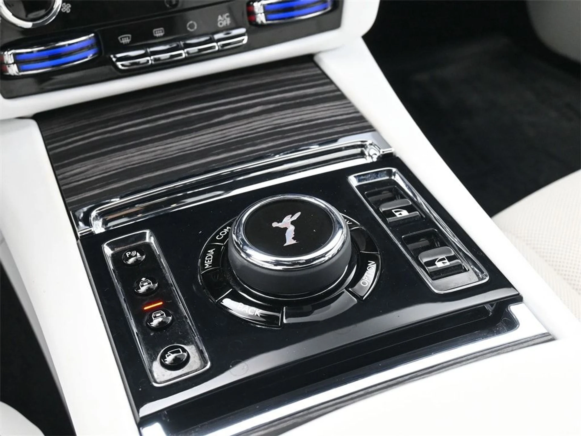 mph020_1406798316_266269b6afb57cc8cbced4f606caf6b7x_33d9bc53e3