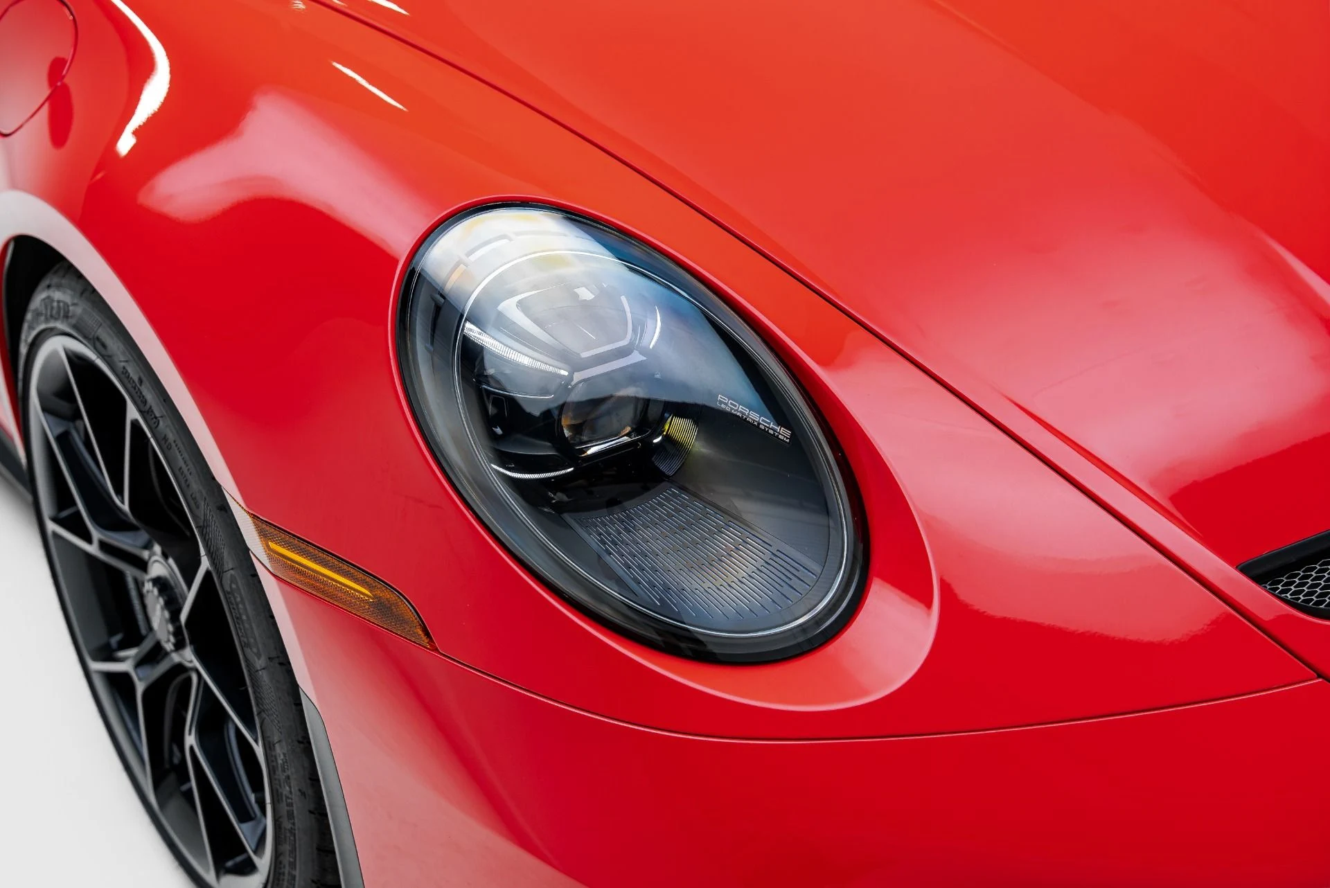 mph020_1406909967_Used_2024_Porsche_911_GT_3_1787768203_a1d27d0ad4