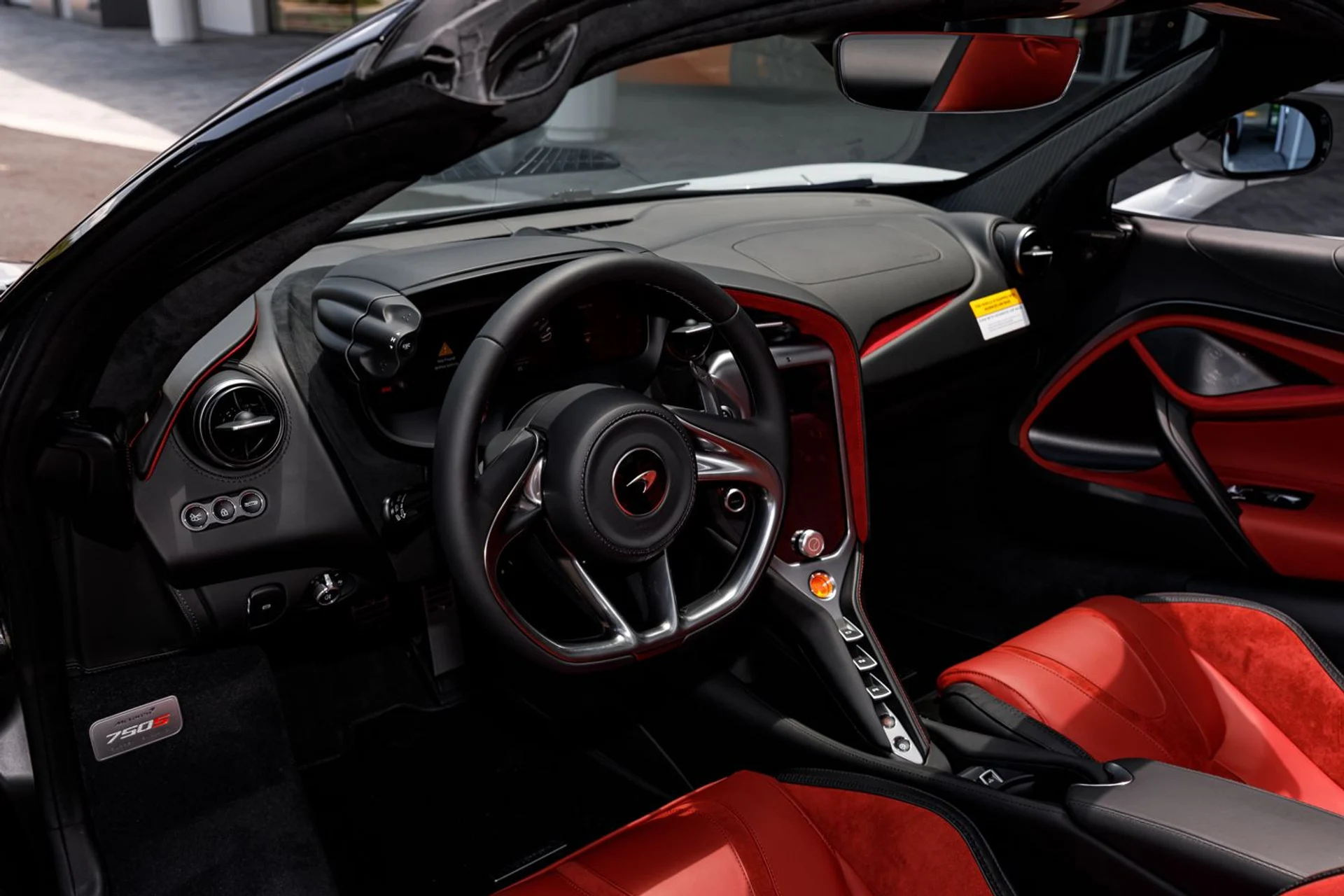 mph020_1412605303_585_p21_l_5768ea829c