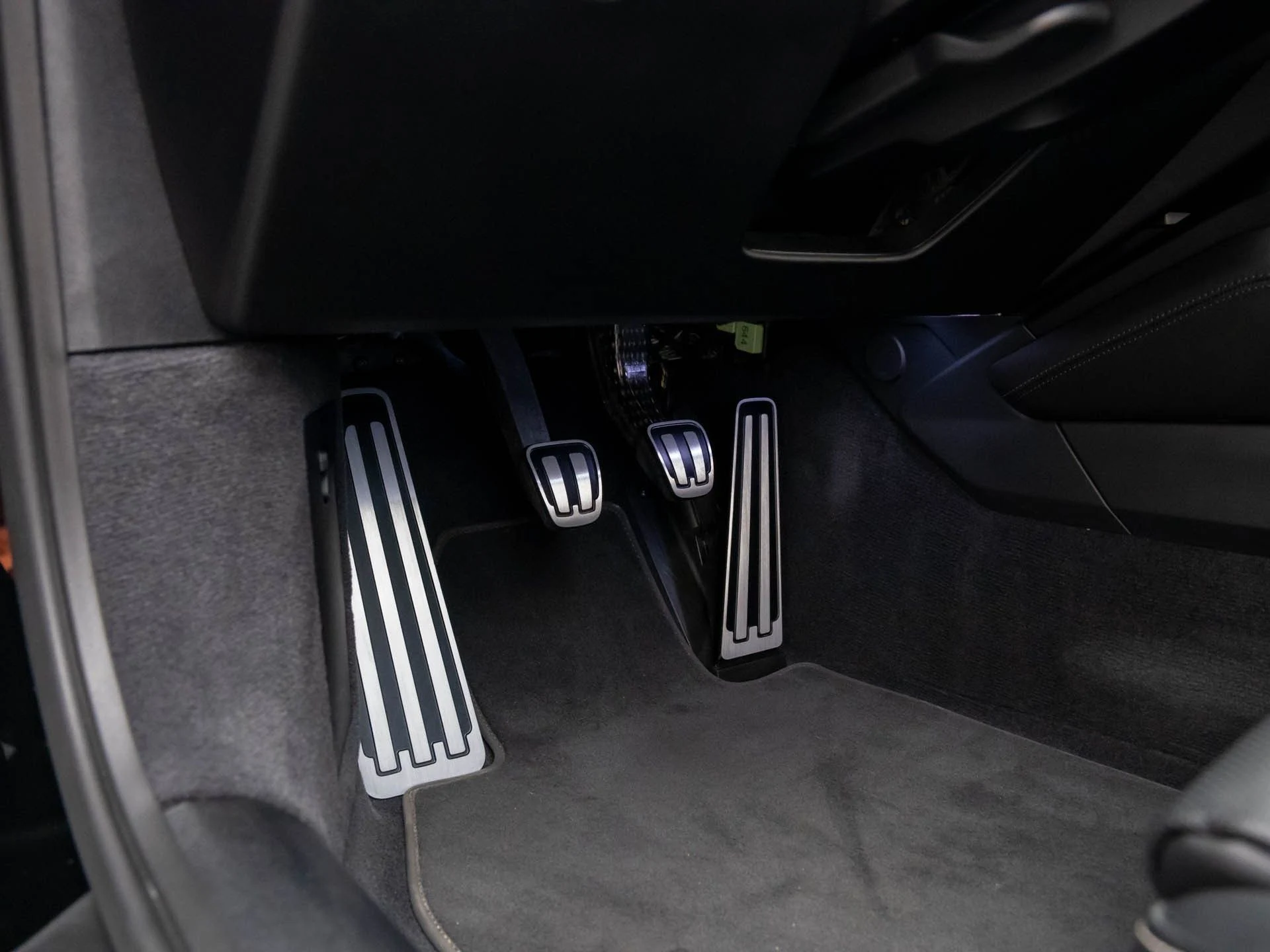 mph020_141959962_4cd85c3198ede6b53206d3a585a74f21x_a48bb34b36