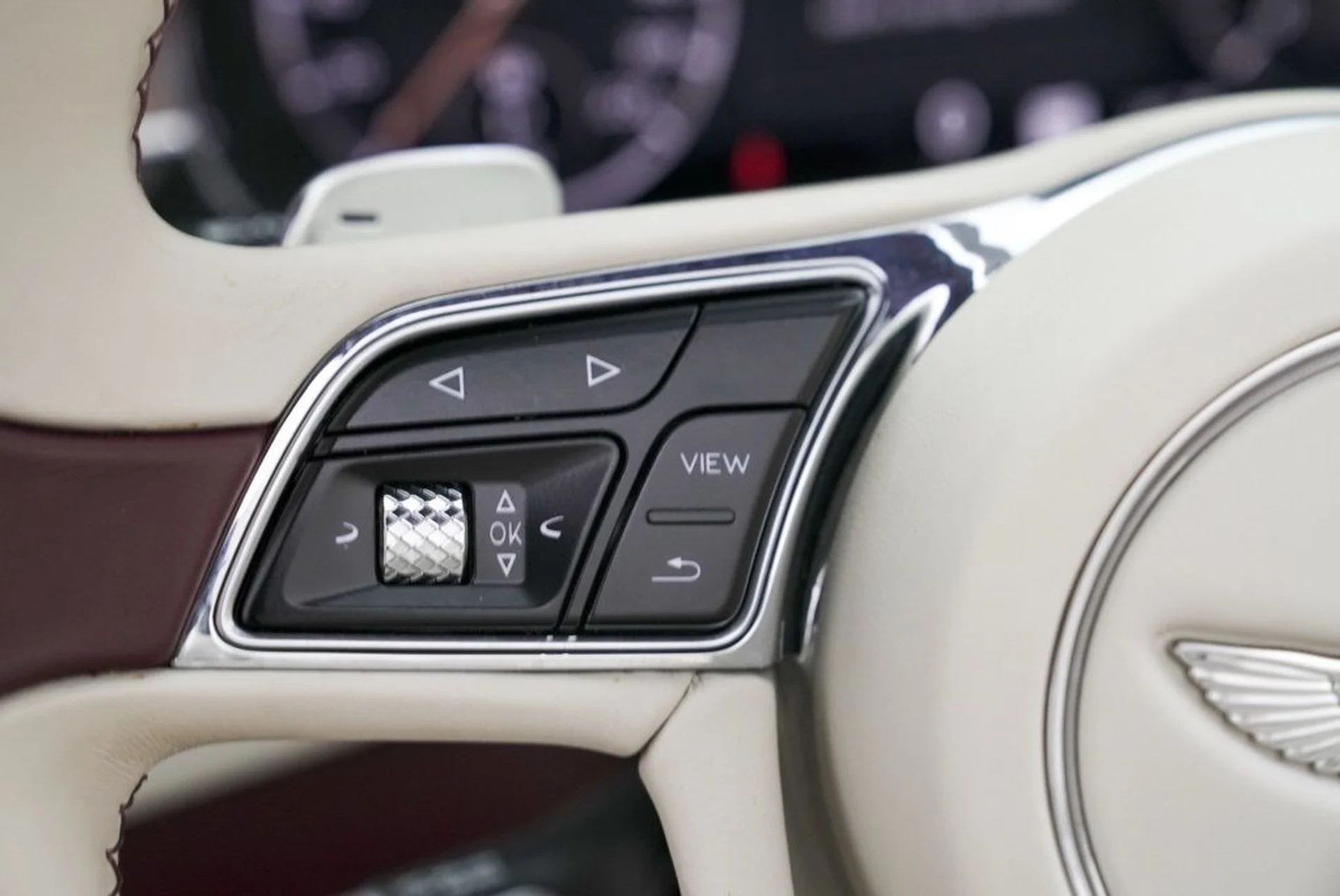 mph020_141963354_3l9s8yjblb33xk1ht0dp4wjlko6m_e61e9af9dd