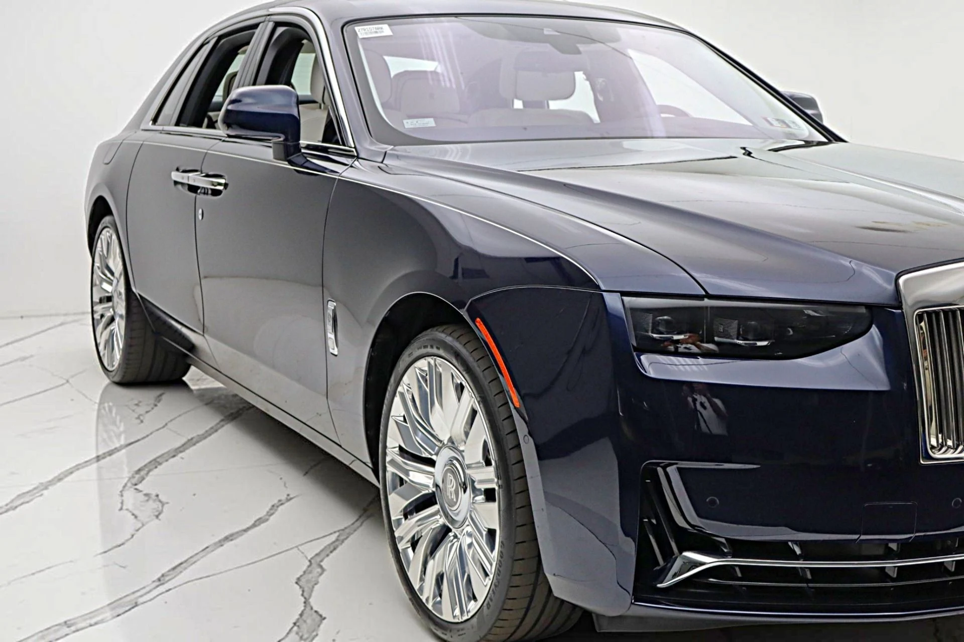 mph020_1421770435_New_2025_Rolls_Royce_Ghost_LEASE_OPTIONS_AVAILABLE_254cc60796