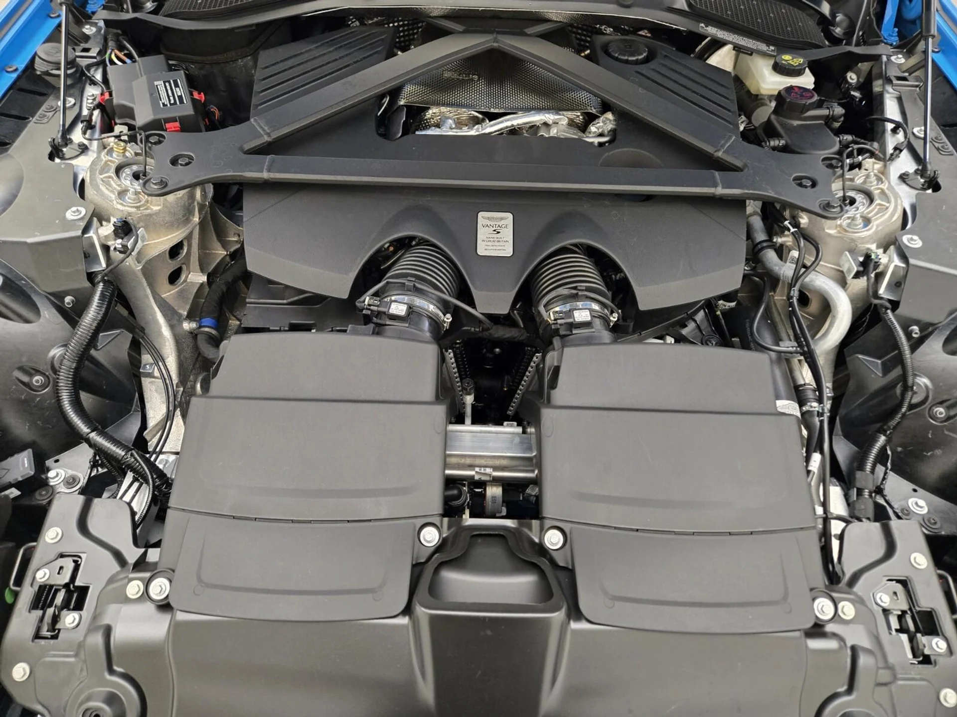 mph020_1429863928_New_2026_Aston_Martin_Vantage_S_1791609353_5ba5682d4d