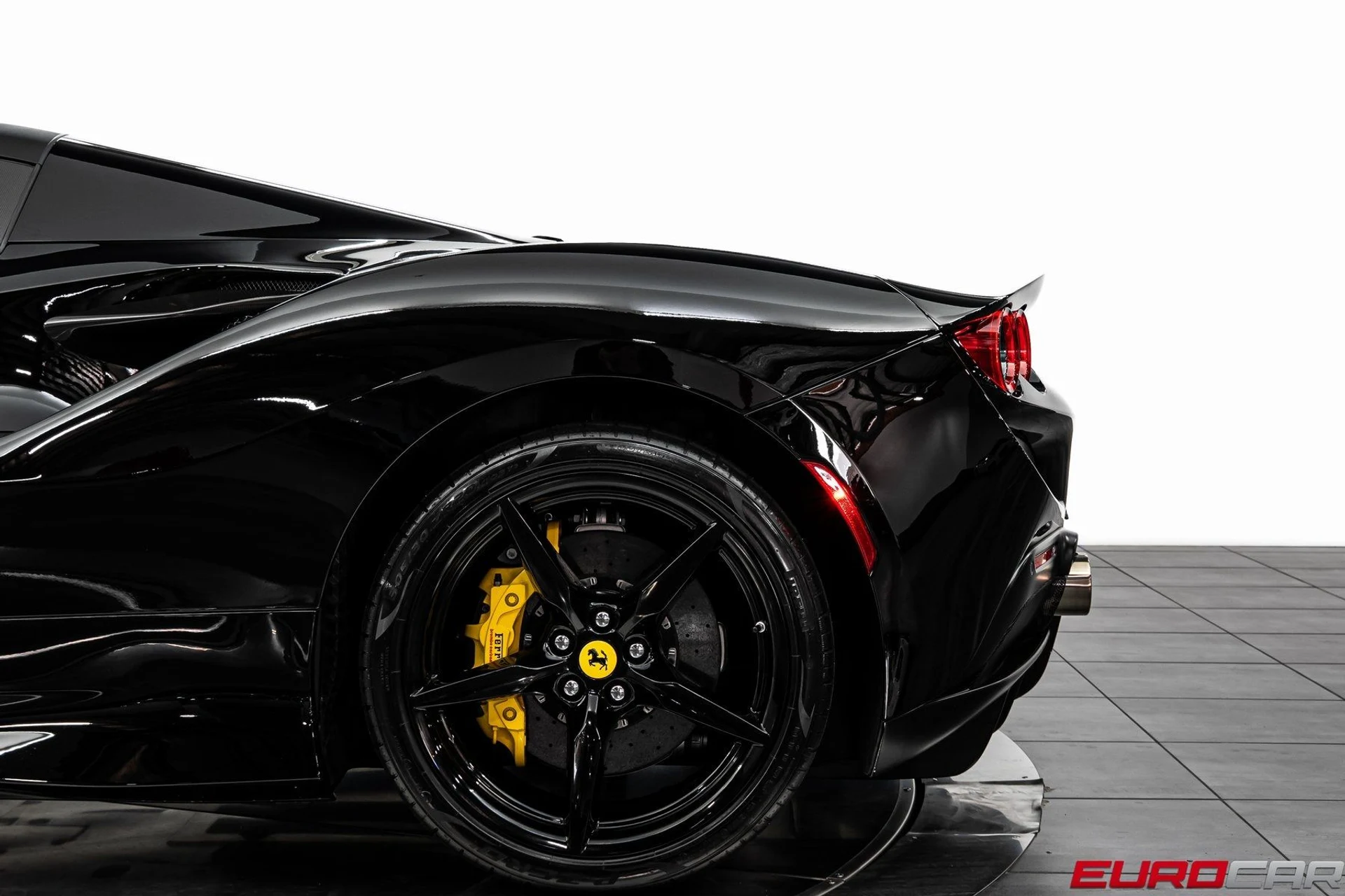 mph020_1442120531_image_21_92759b3099