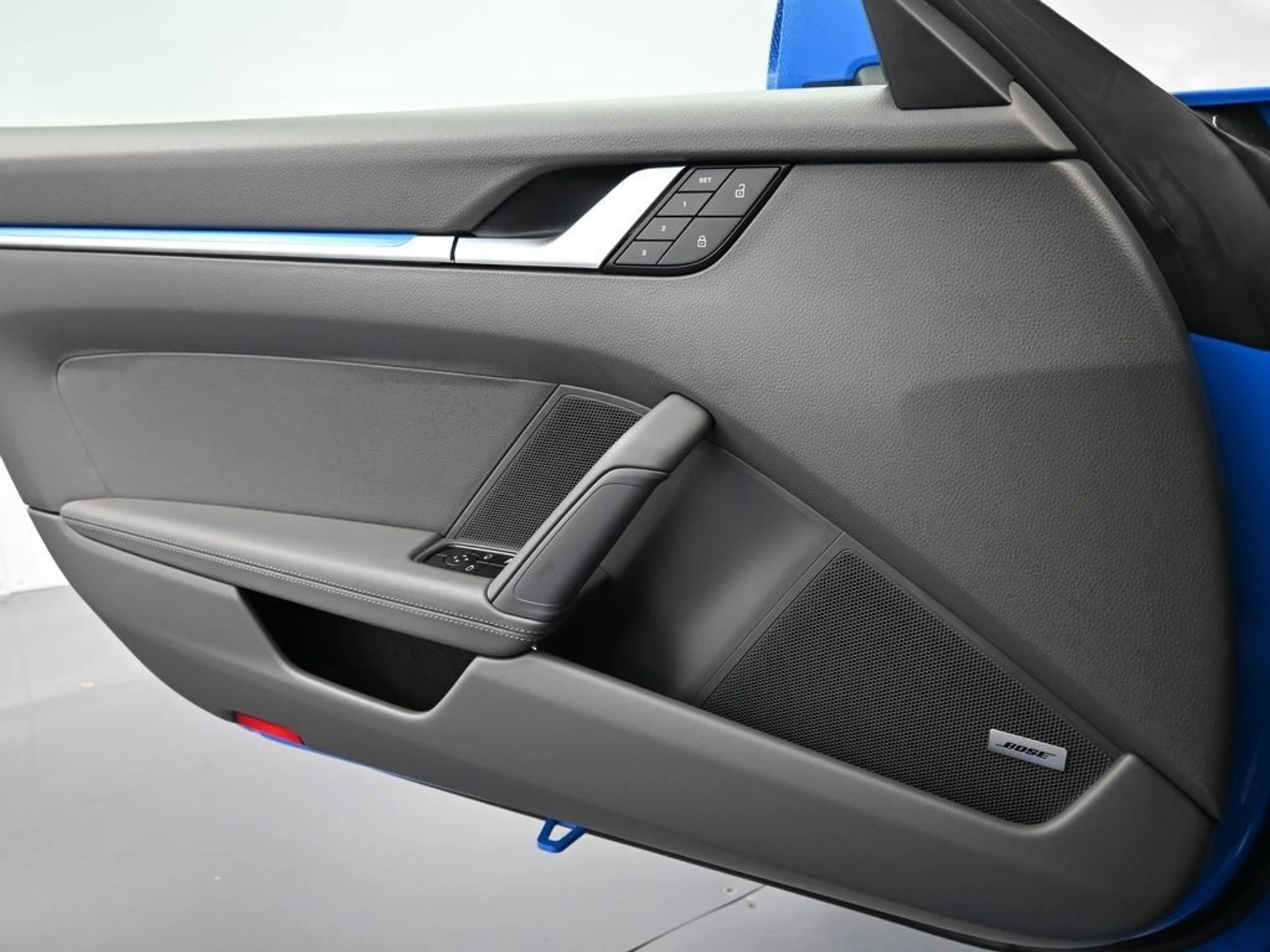 mph020_14423068_8403068c1834bdbdd50507712374cb44_d43fad077e