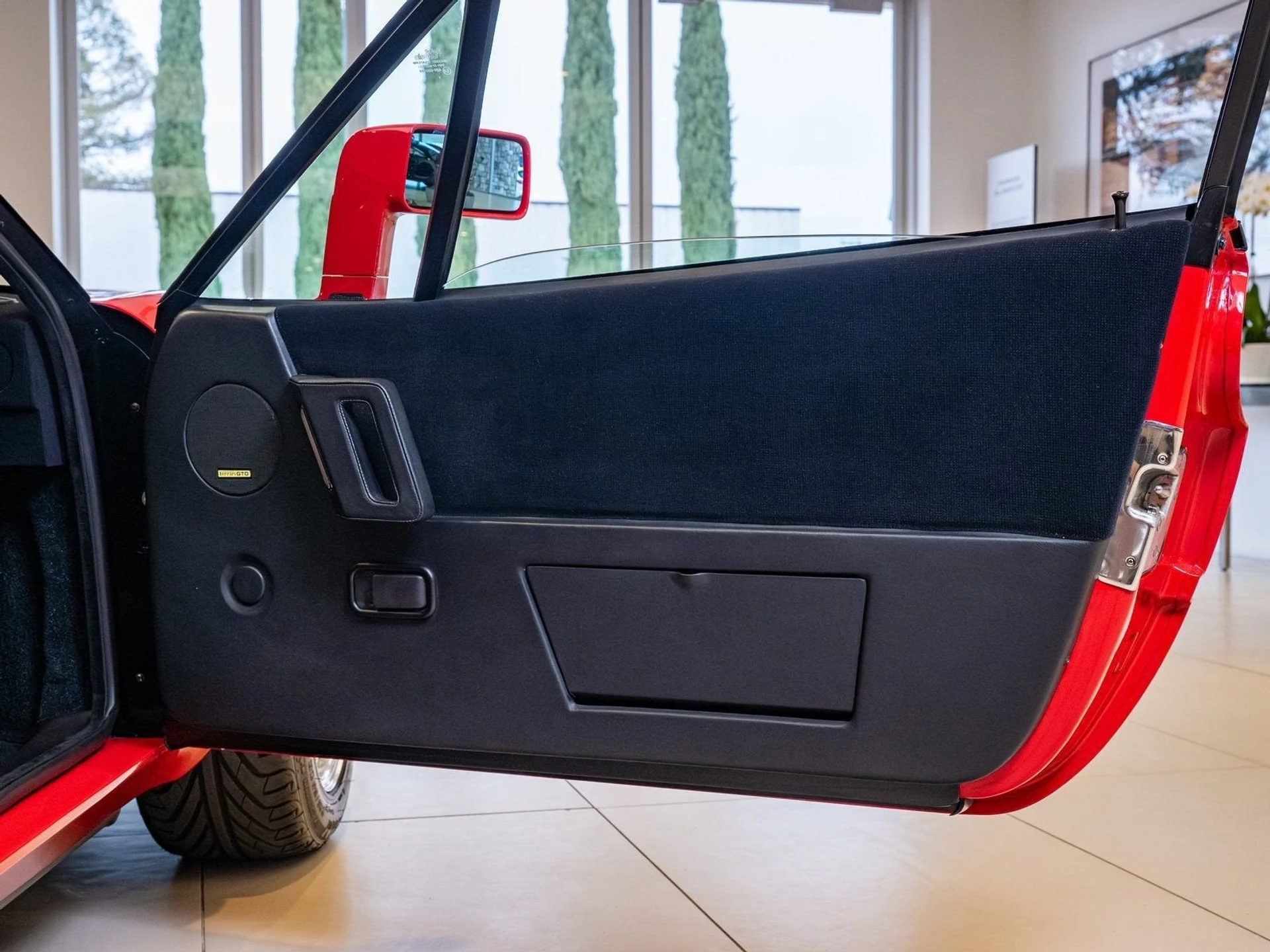 mph020_144887988_21_f44f96b72a