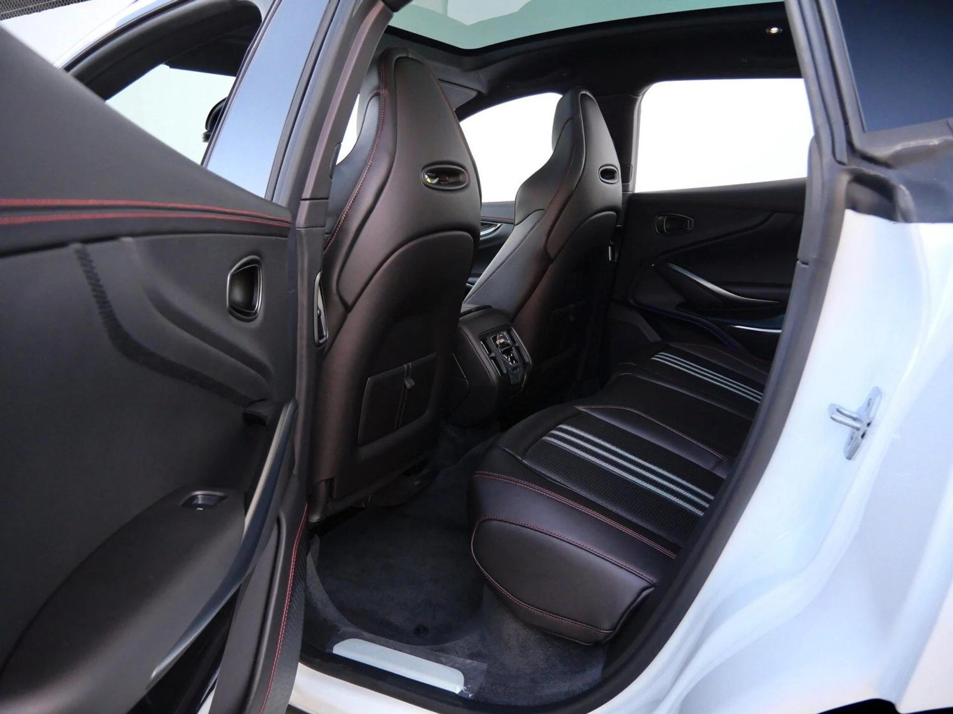 mph020_1456473825_80d23733c7e1c37ccbc1bf41a16dc13ex_d176bc60e2