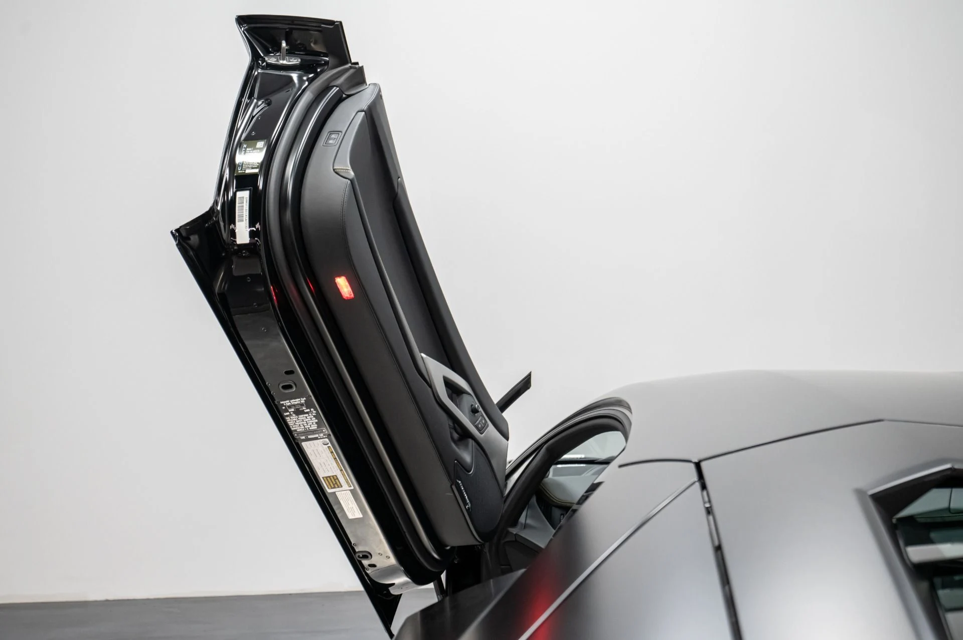 mph020_1460668883_Used_2014_Lamborghini_Aventador_1769104446_869028e4e8