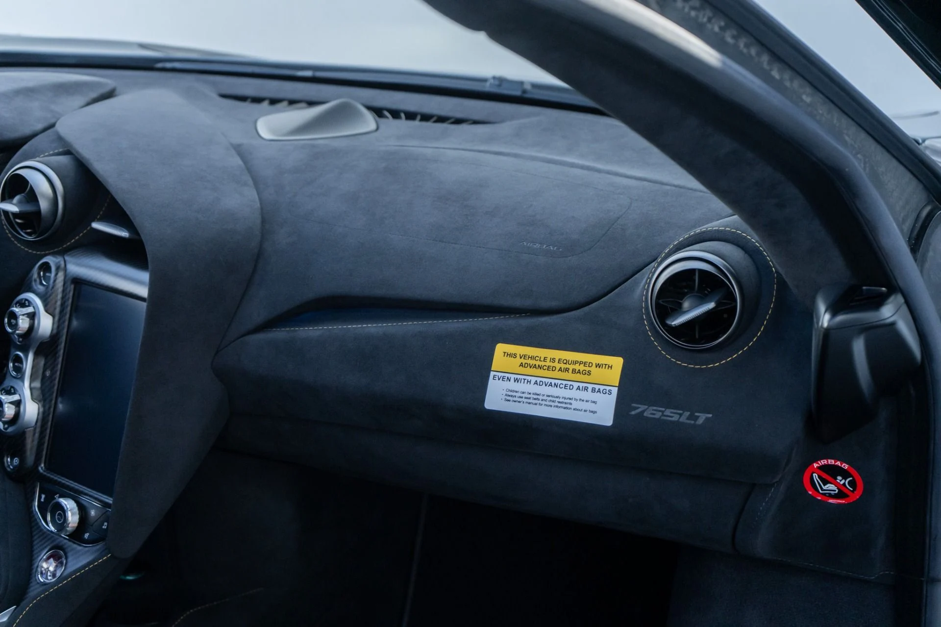 mph020_1460963926_Used_2021_Mc_Laren_765_LT_1772492706_d6edf3eb36