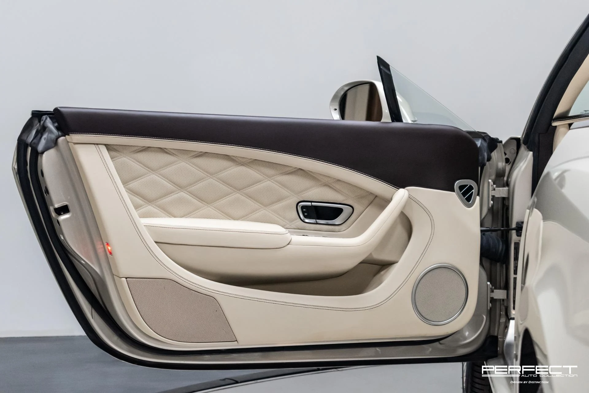 mph020_1465936101_Used_2013_Bentley_Continental_GTC_1715271600_04e2fe8294
