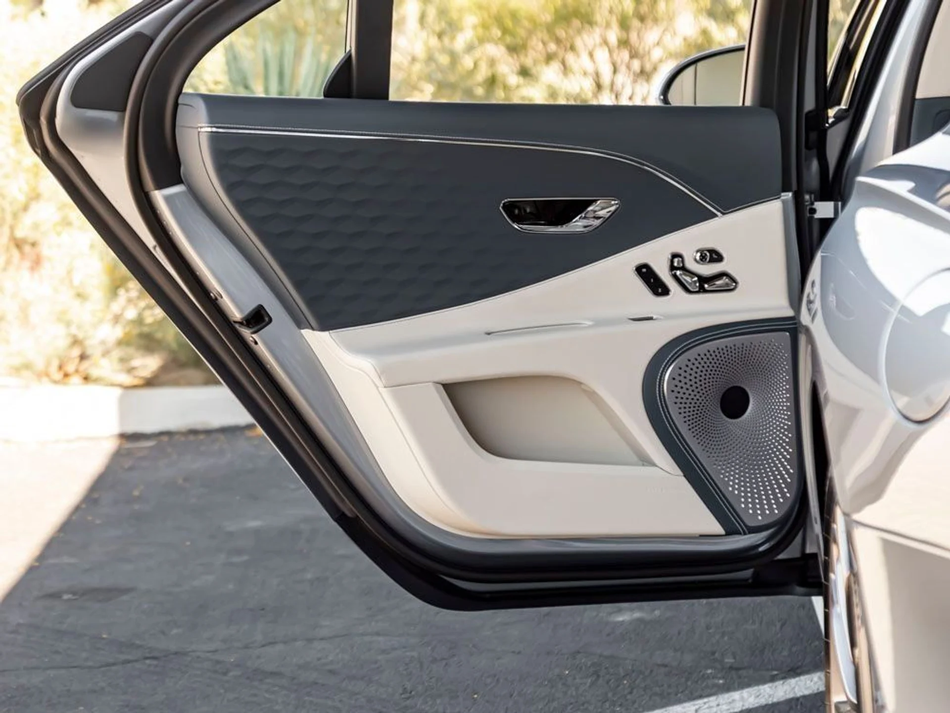 mph020_147306658_21_46fb5efd71