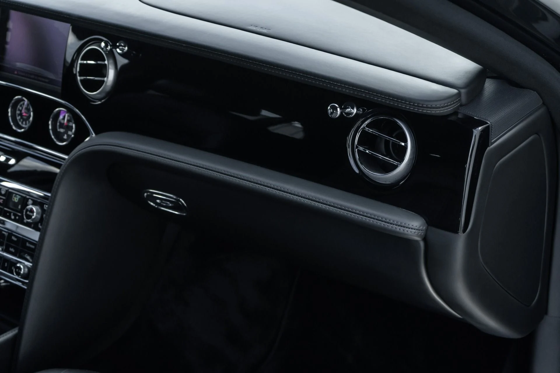 mph020_1482064741_Used_2015_Bentley_Mulsanne_1763677193_659c20842f