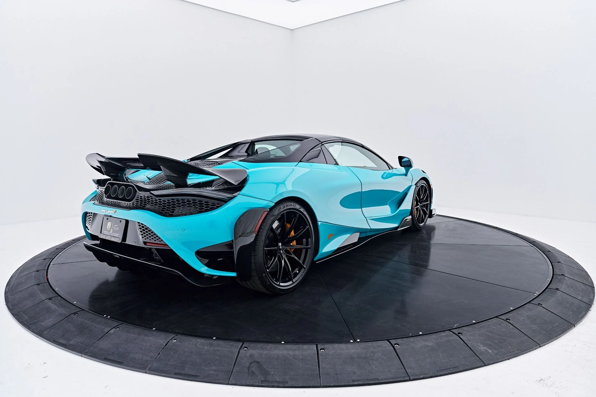 mph020_1493026171_Used_2022_Mc_Laren_765_LT_Base_1786488464_d60447126d