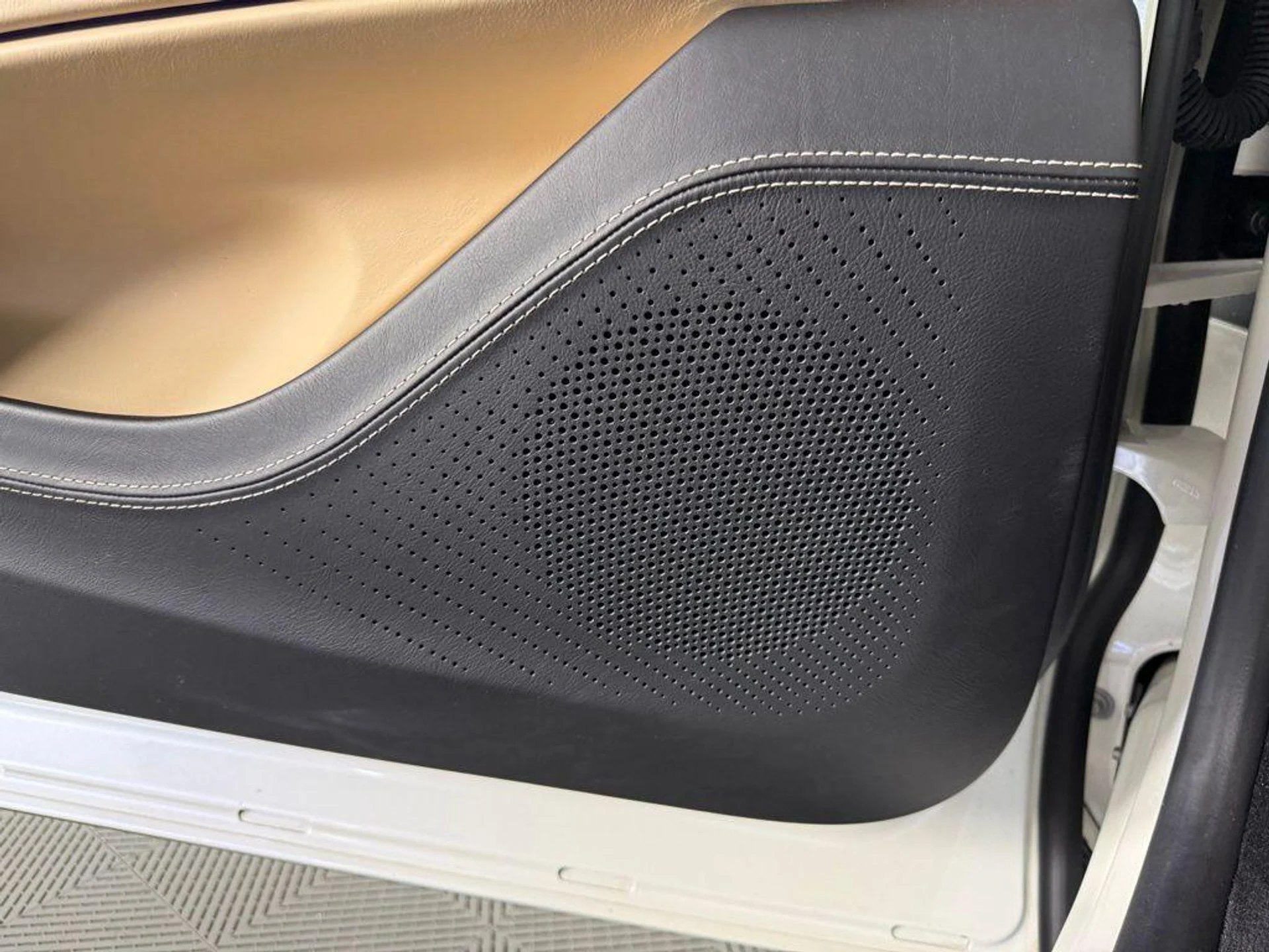 mph020_1495747888_Wo_T9m_NOBFNQ_3_F_Ou_Zj_P9y_Hjiu_Jo_f3ee347d6e