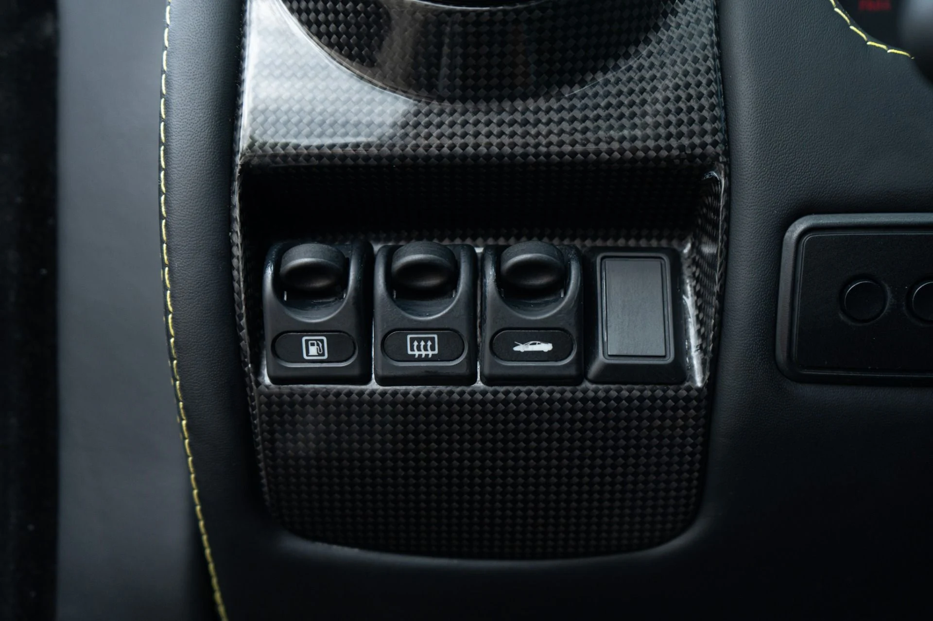 mph020_1499050998_Used_2008_Ferrari_F430_F1_1782937403_a57f86354d