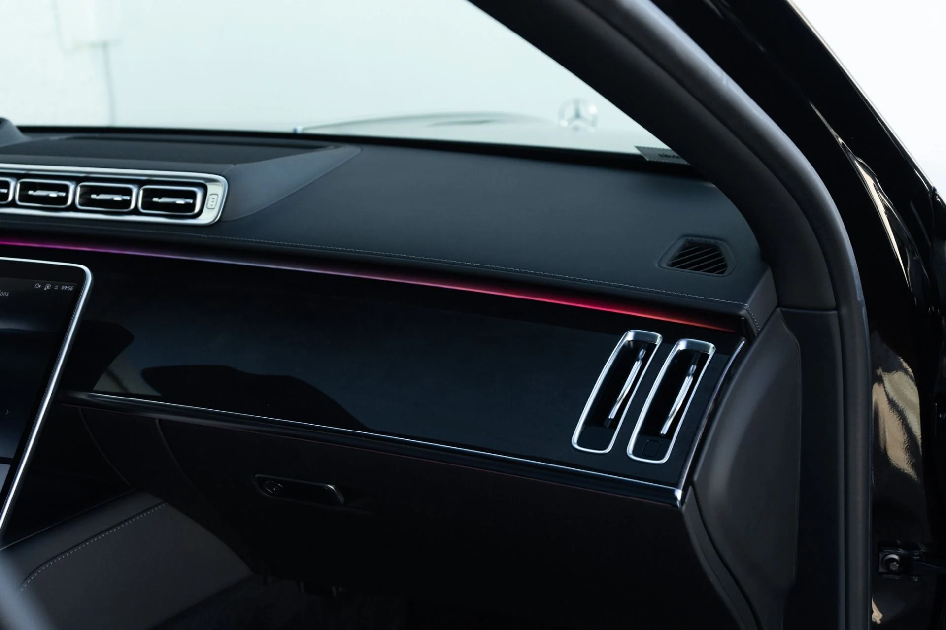 mph020_1501901427_Used_2021_Mercedes_Benz_S_Class_Mercedes_Maybach_S_580_4_MATIC_1770057190_d1a9448de5