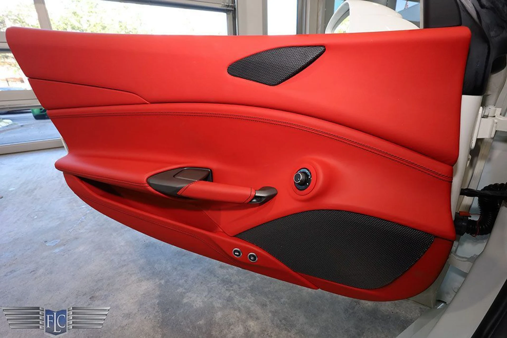 mph020_1506961033_used_2019_ferrari_488_spider_convertible_9689_22223327_21_1024_0fb7046b77